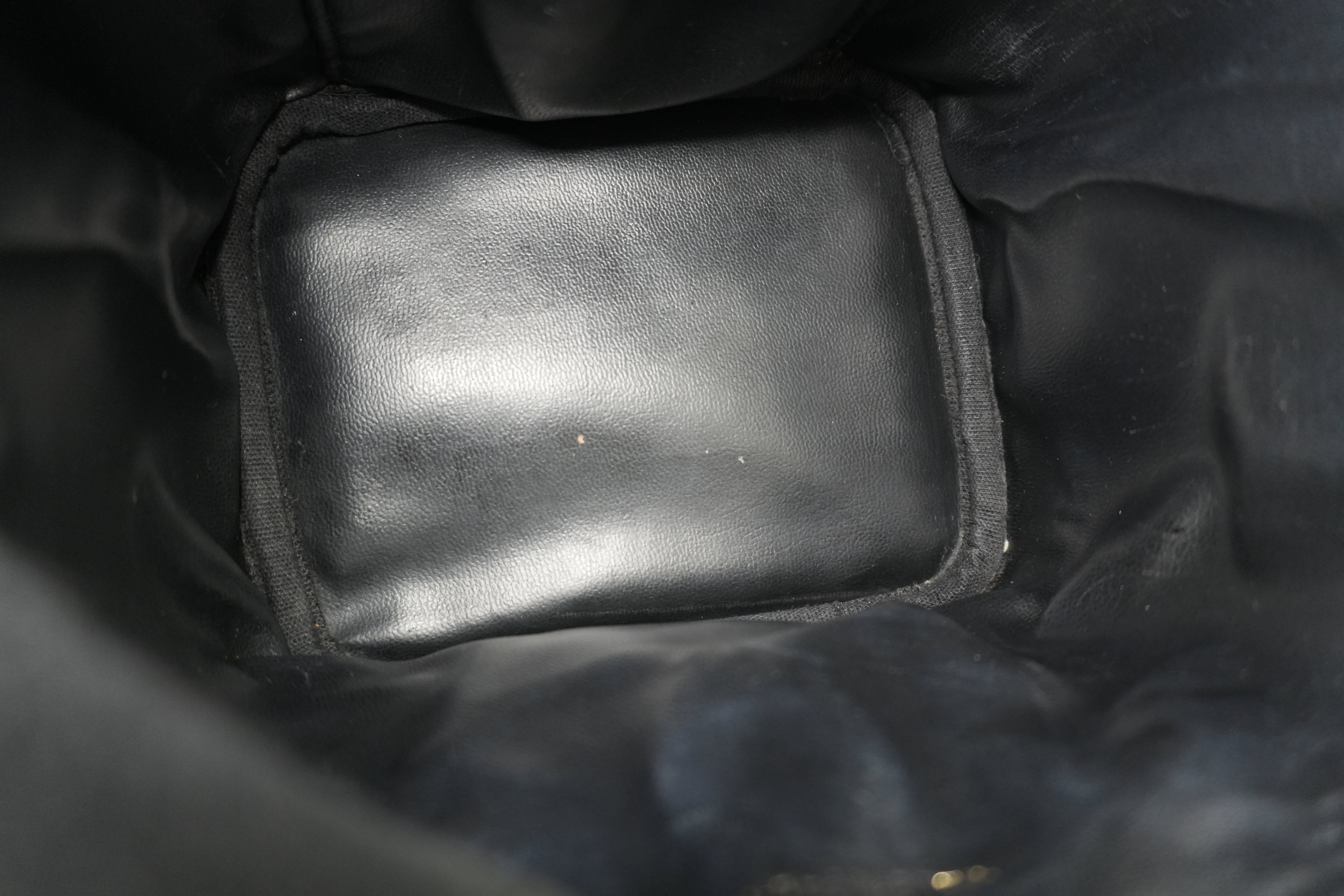 Chanel Caviar Leather Vanity Case Black Used