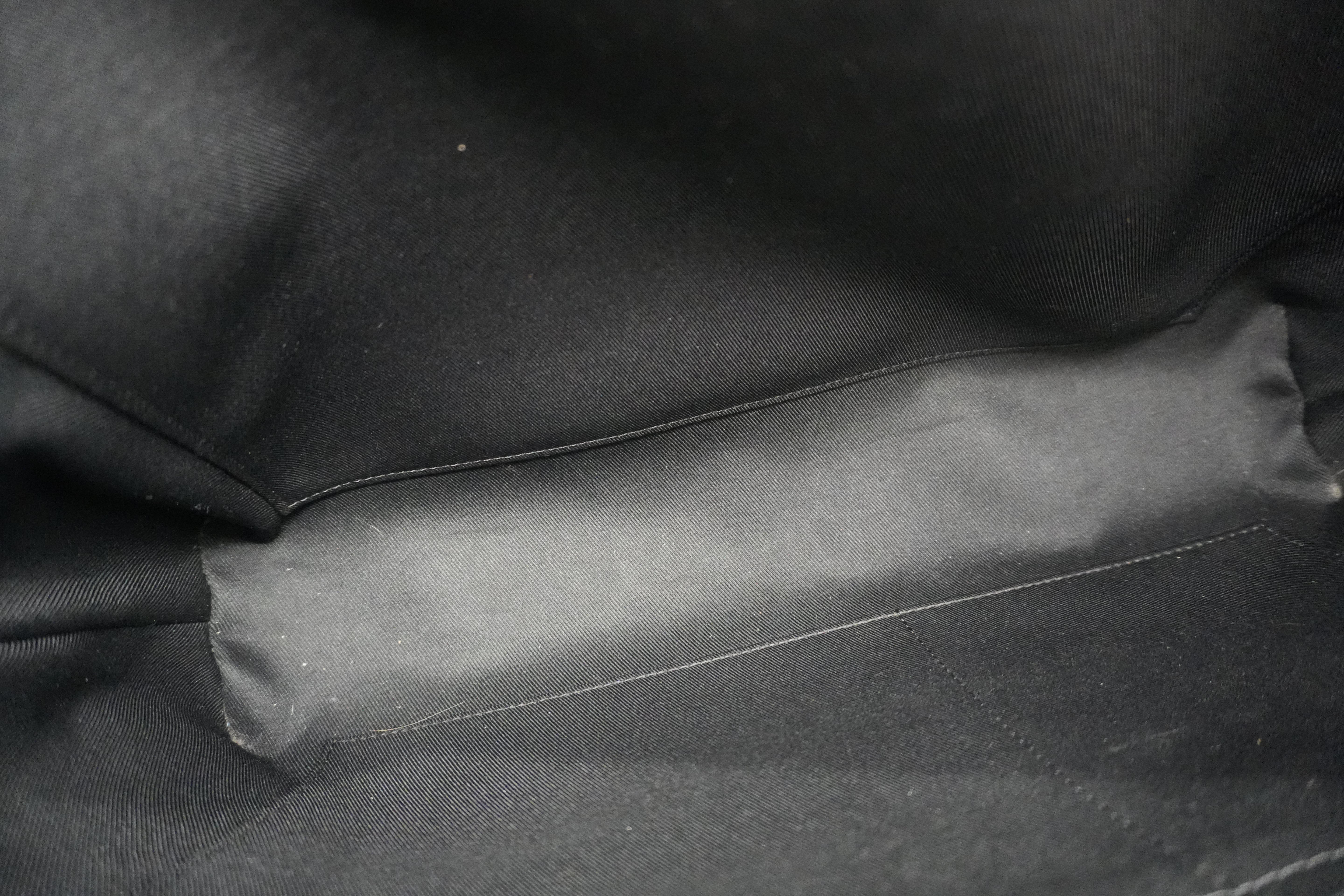 Louis Vuitton Damier Graphite Porte Documents Used