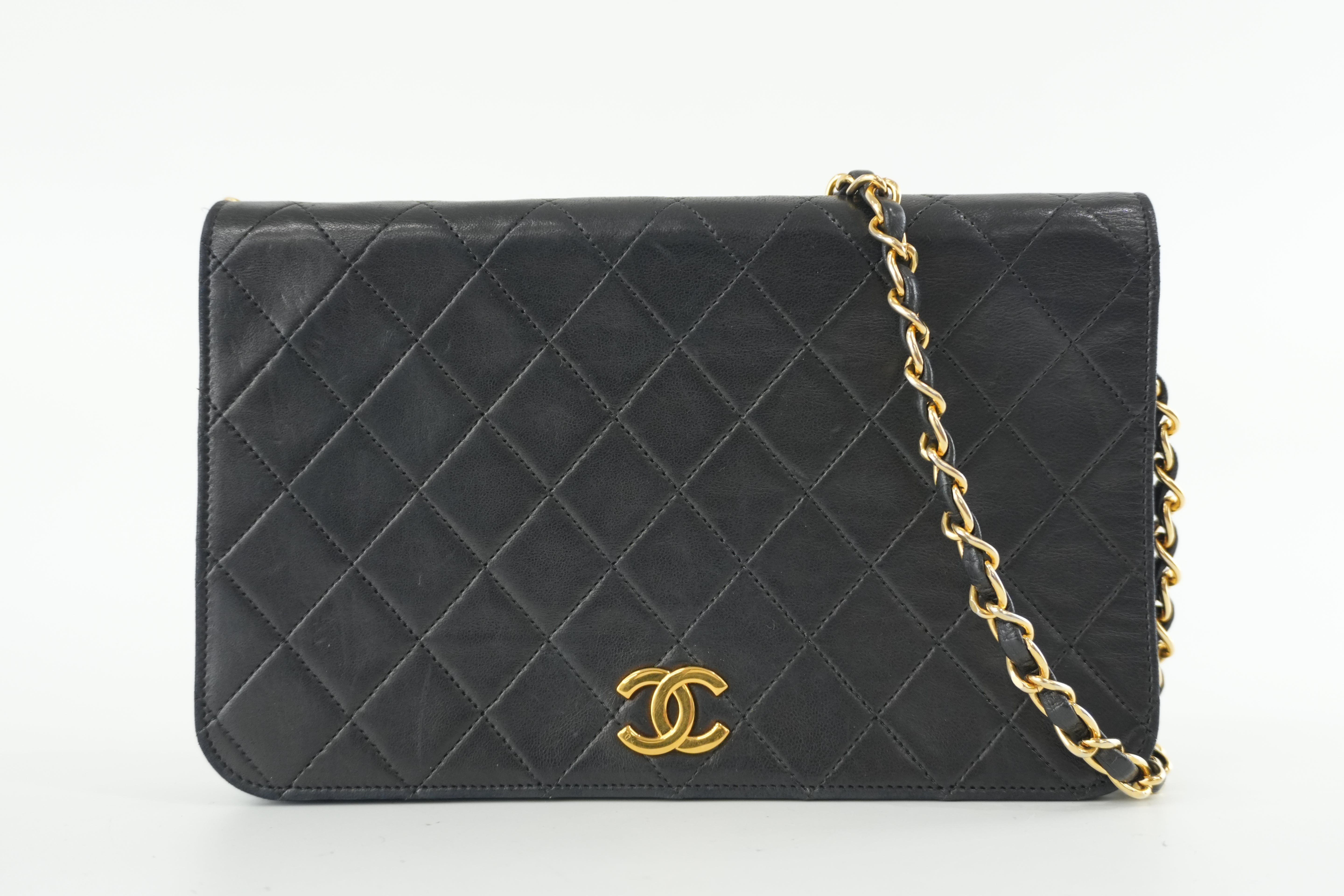 Pre-owned Chanel Lambskin Leather Chain Shoulder Bag Black