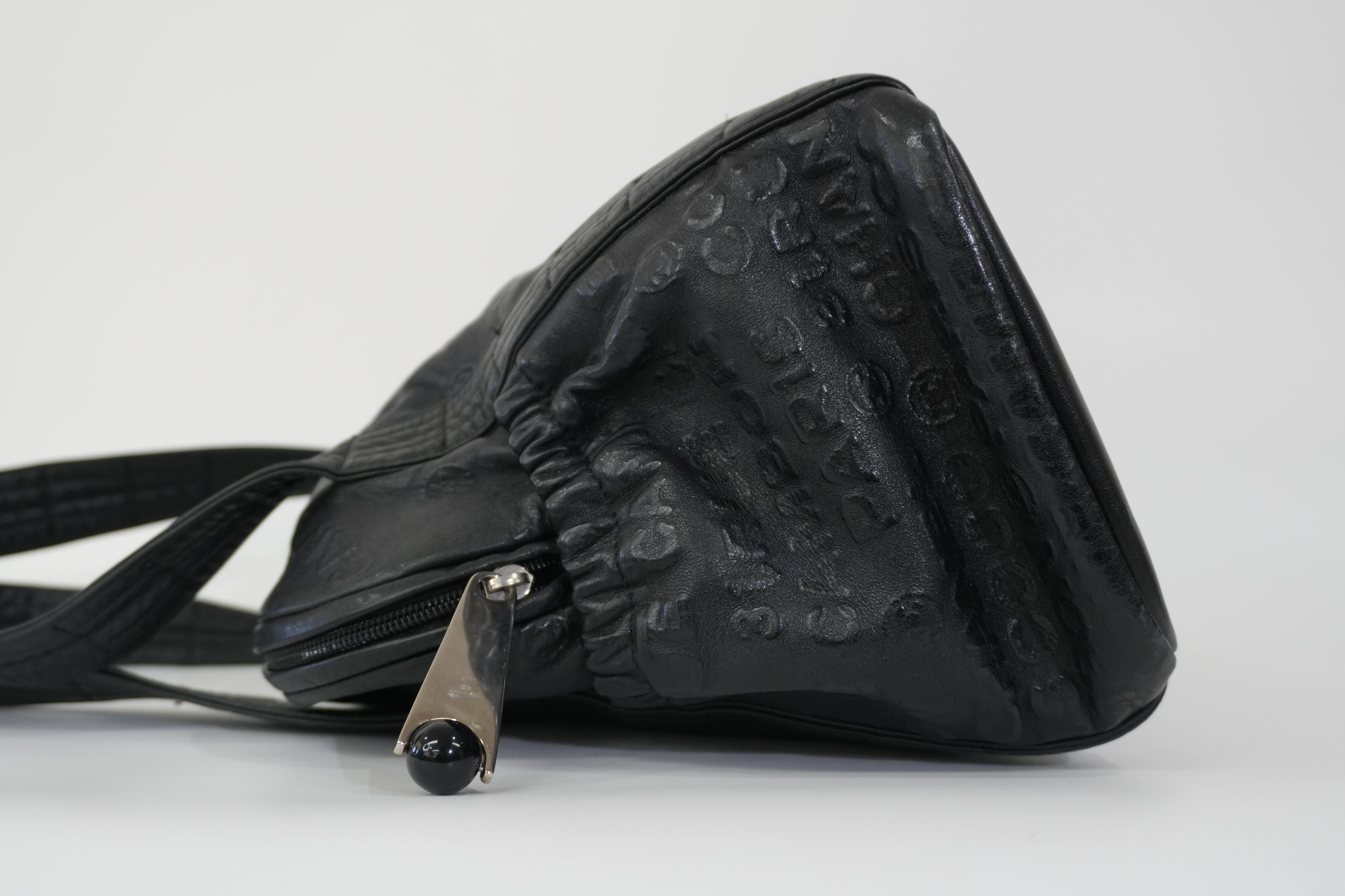 Pre-owned Chanel Lambskin Leather 31 Rue Cambon Embossed Tote Bag Black