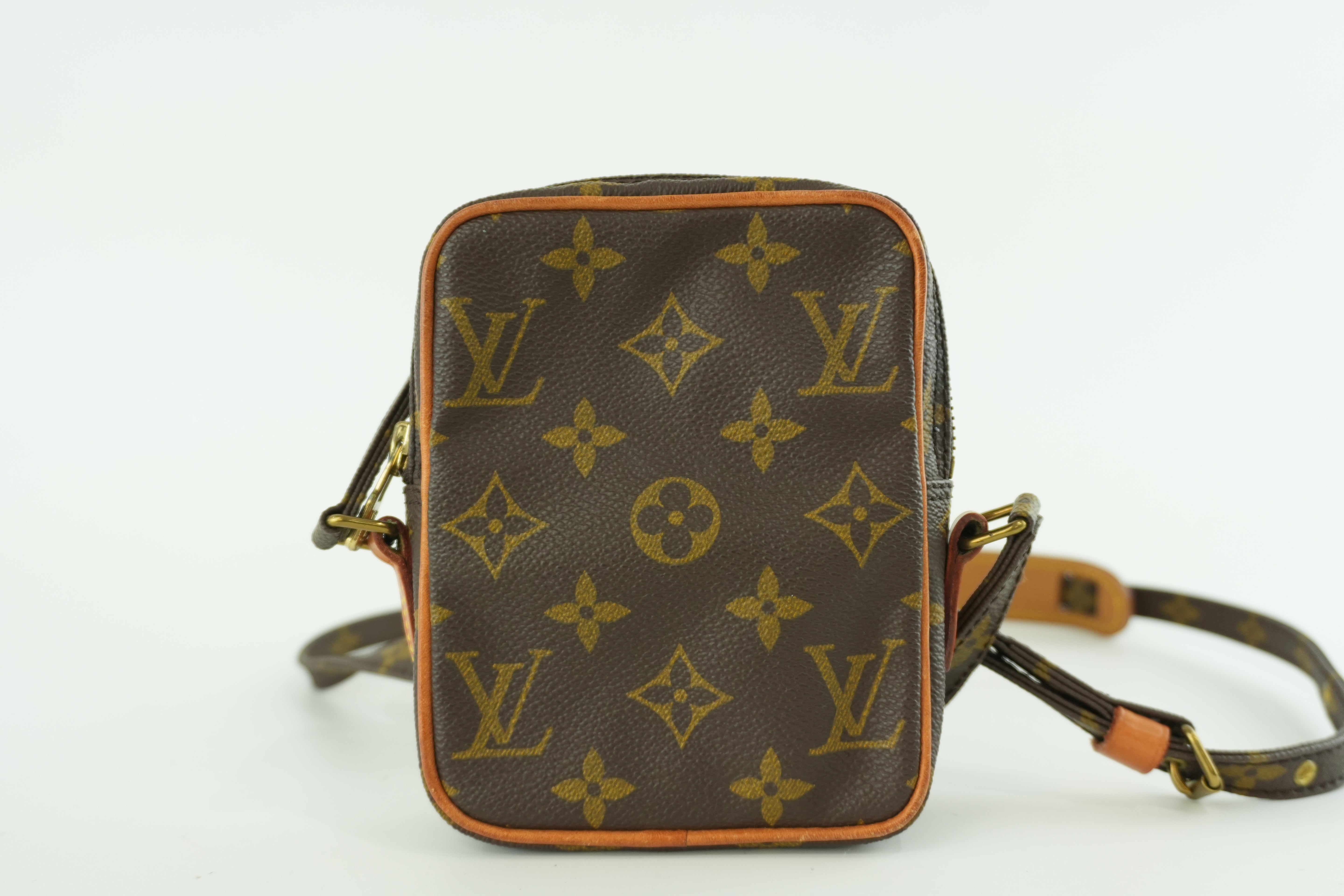 Pre-owned Louis Vuitton Monogram Mini Danube Shoulder Bag