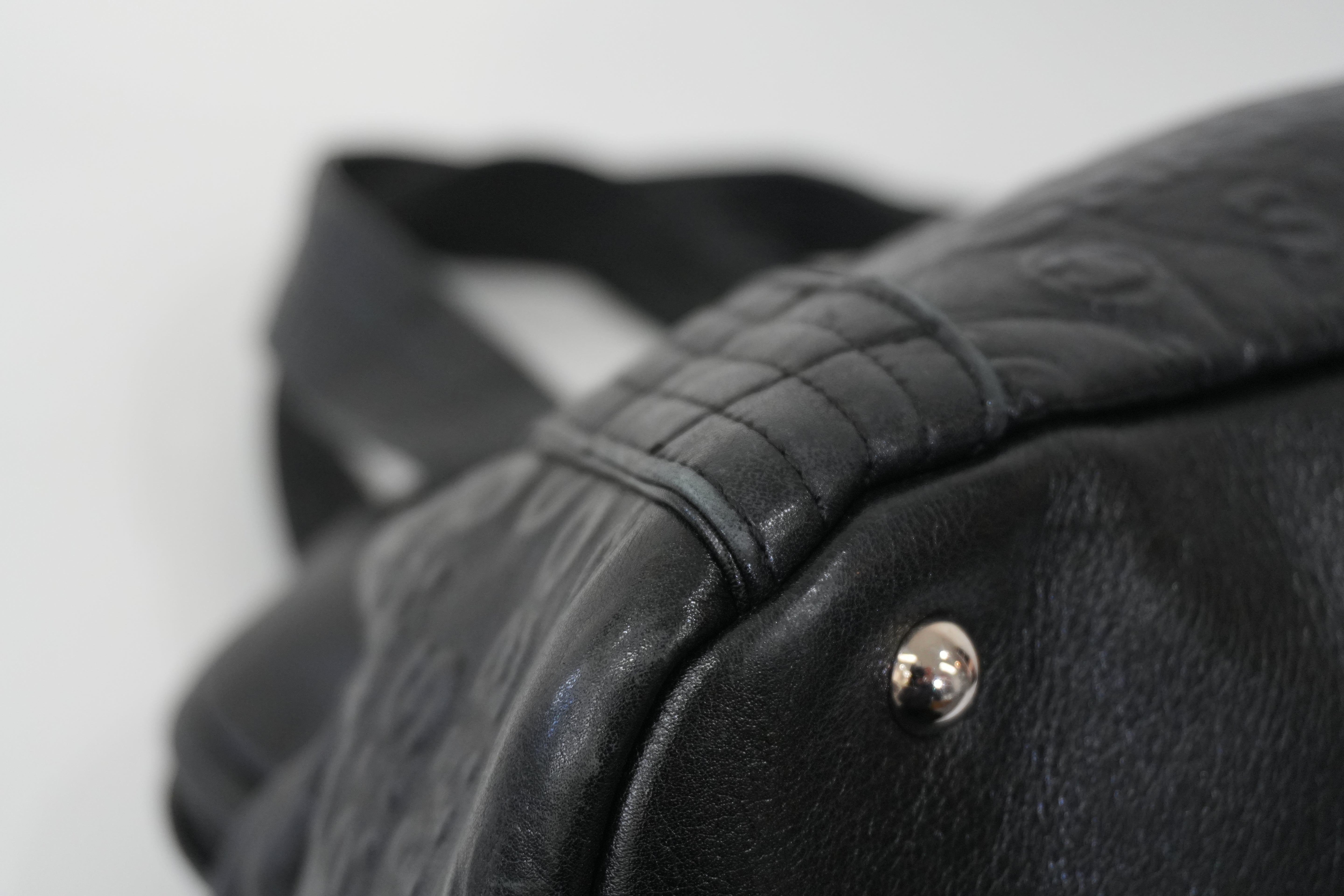 Pre-owned Chanel Lambskin Leather 31 Rue Cambon Embossed Tote Bag Black