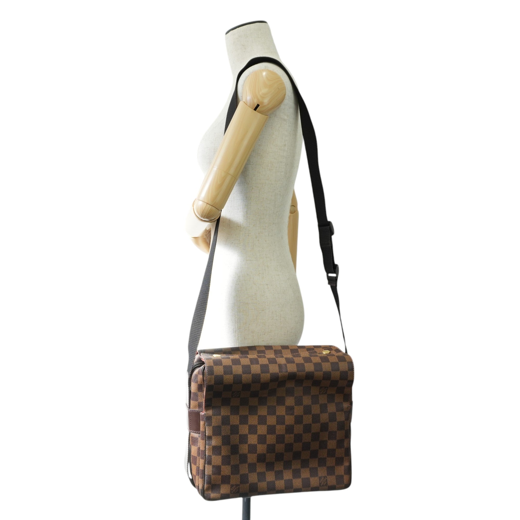 Louis Vuitton Damier Ebene Naviglio Messenger Bag Used