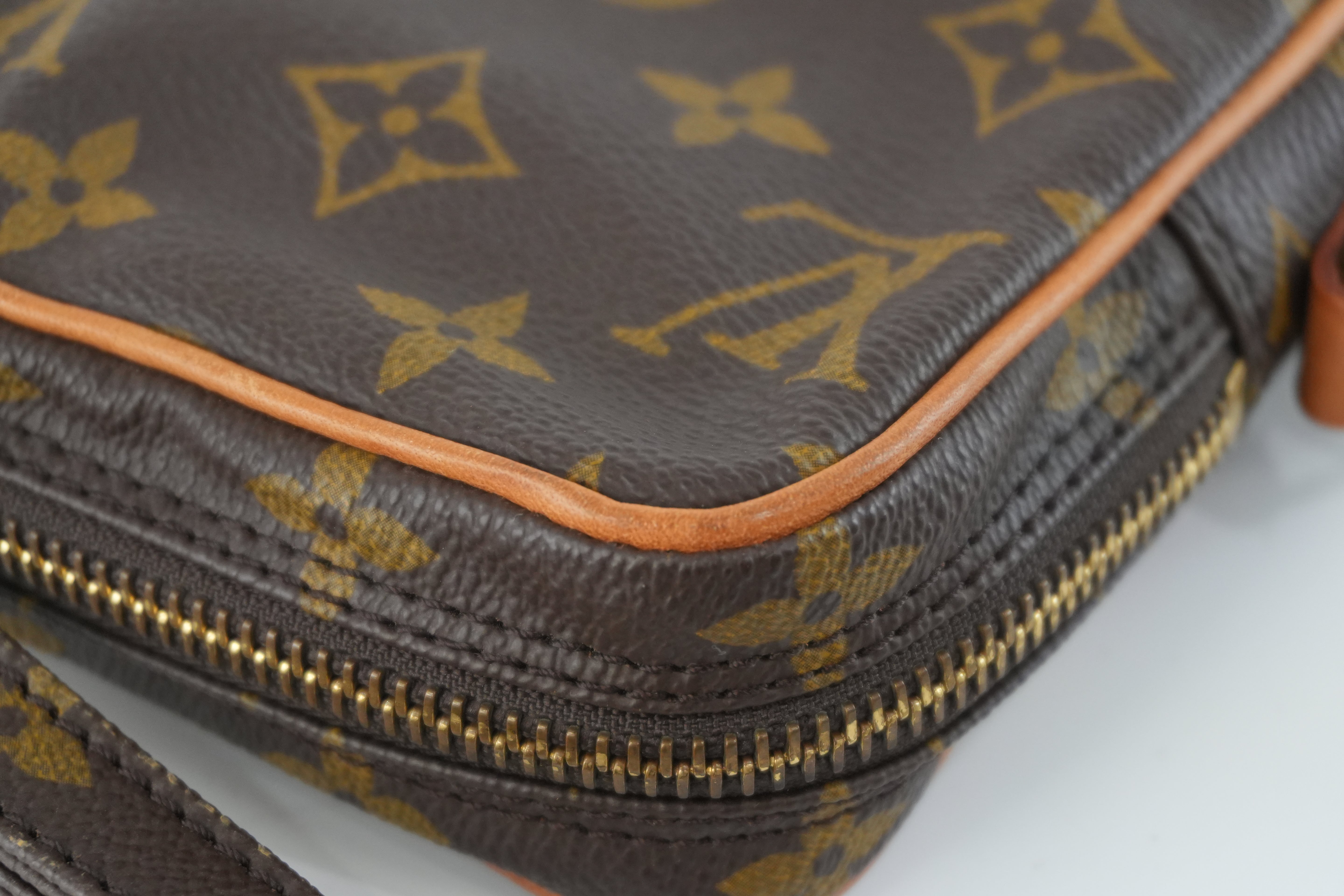 Pre-owned Louis Vuitton Monogram Mini Danube Shoulder Bag