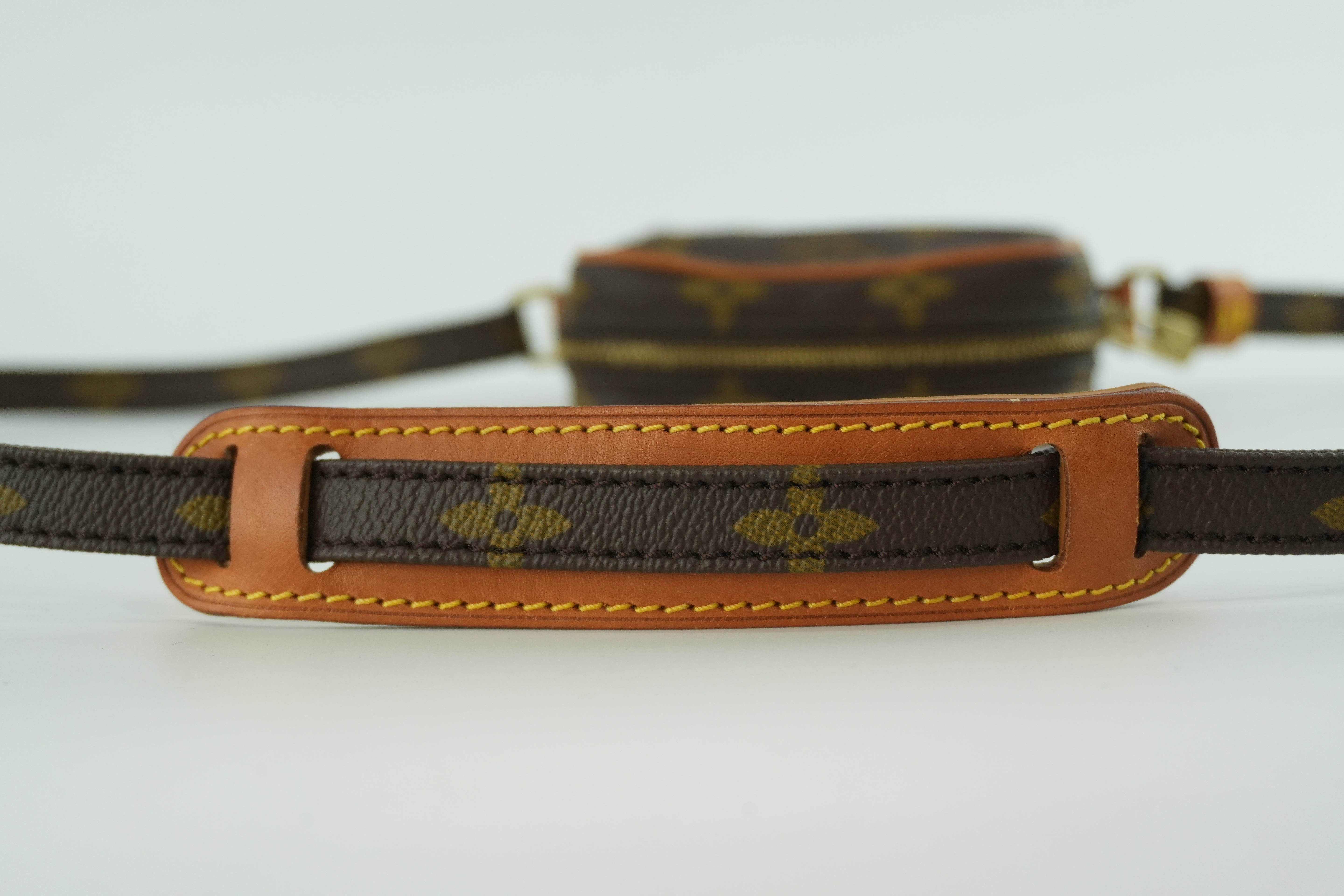 Pre-owned Louis Vuitton Monogram Mini Danube Shoulder Bag