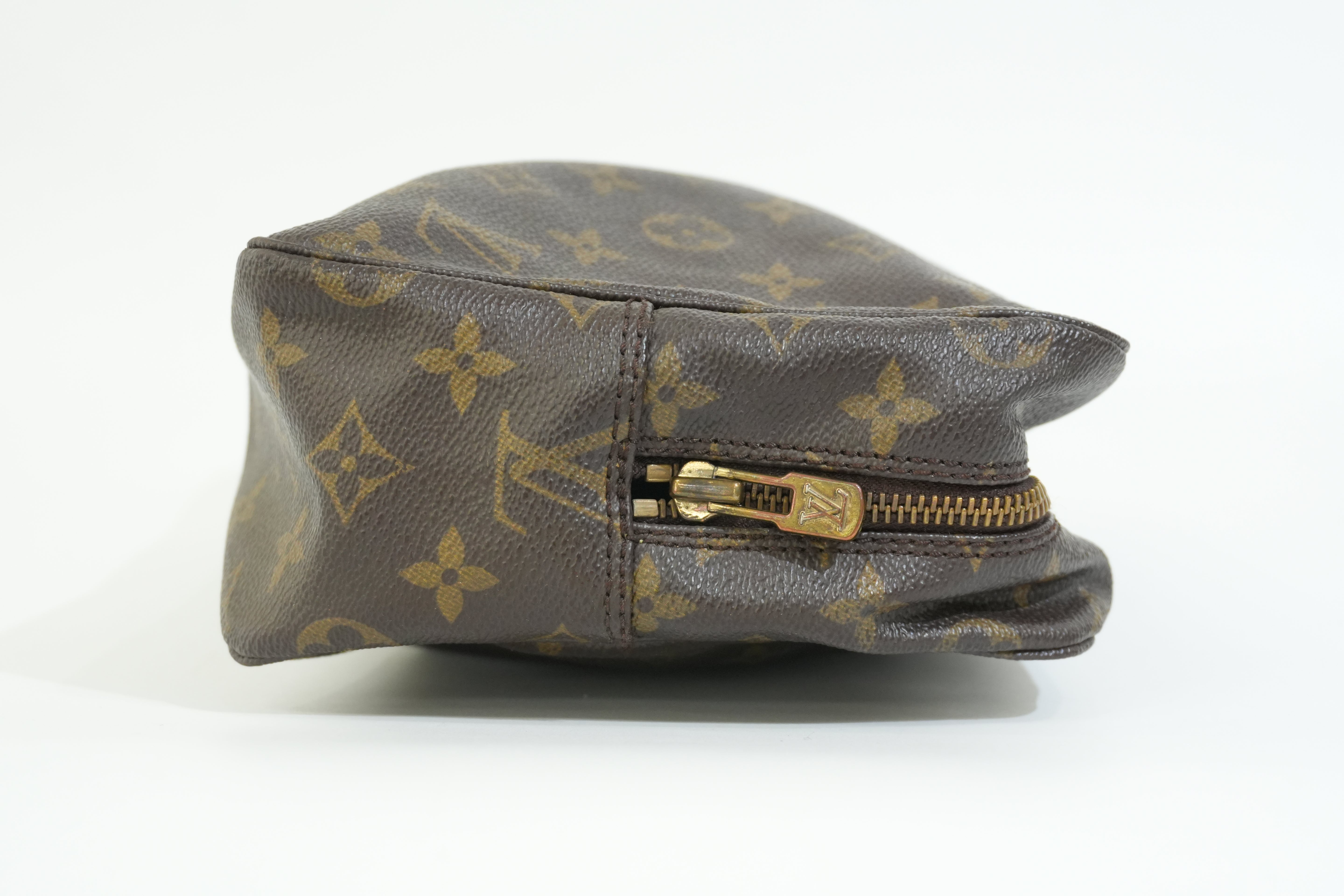 Pre-owned Louis Vuitton Monogram Trousse 28 Pouch