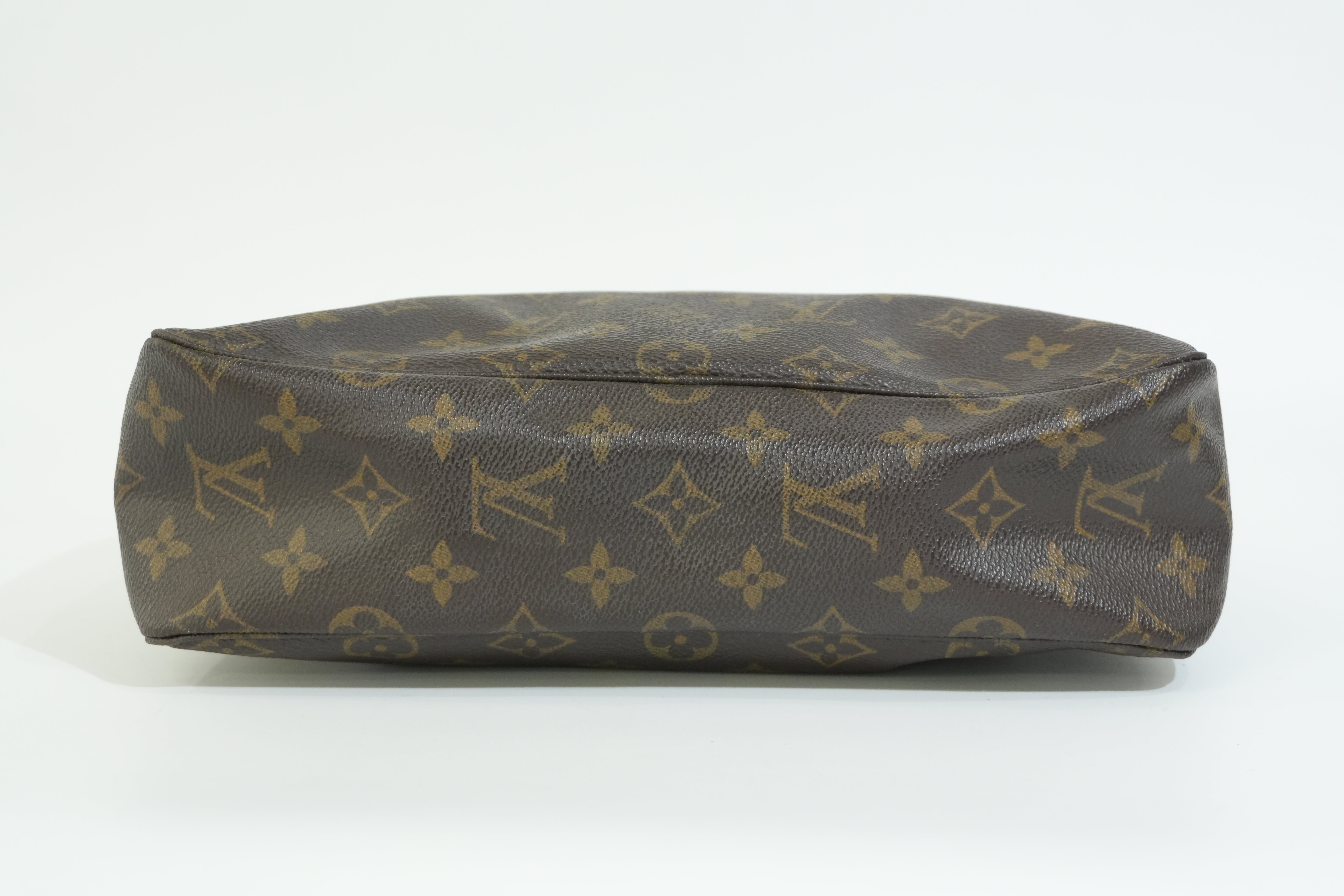 Pre-owned Louis Vuitton Monogram Trousse 28 Pouch