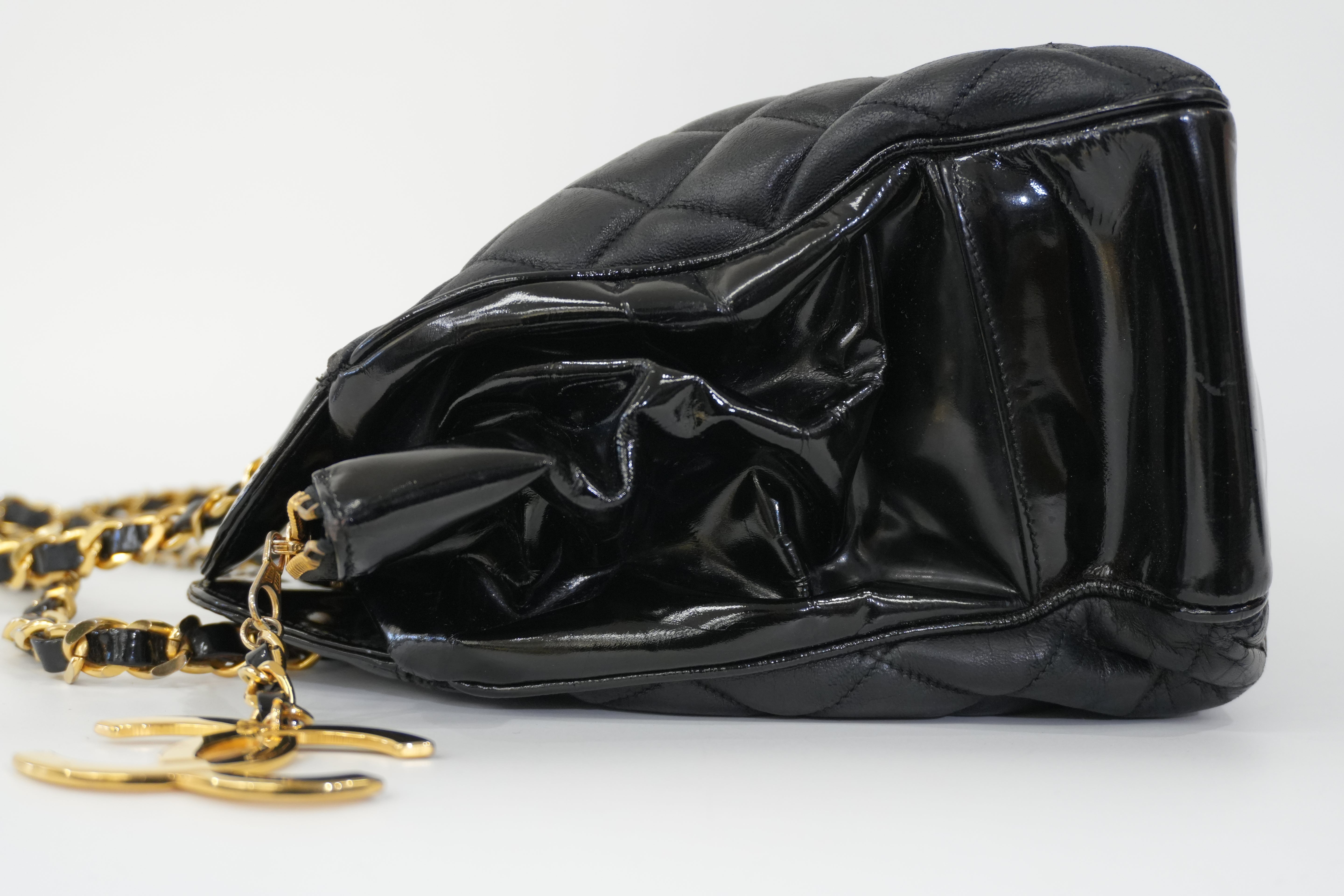 Pre-owned Chanel Lambskin Leather Chain Tote Bag Black