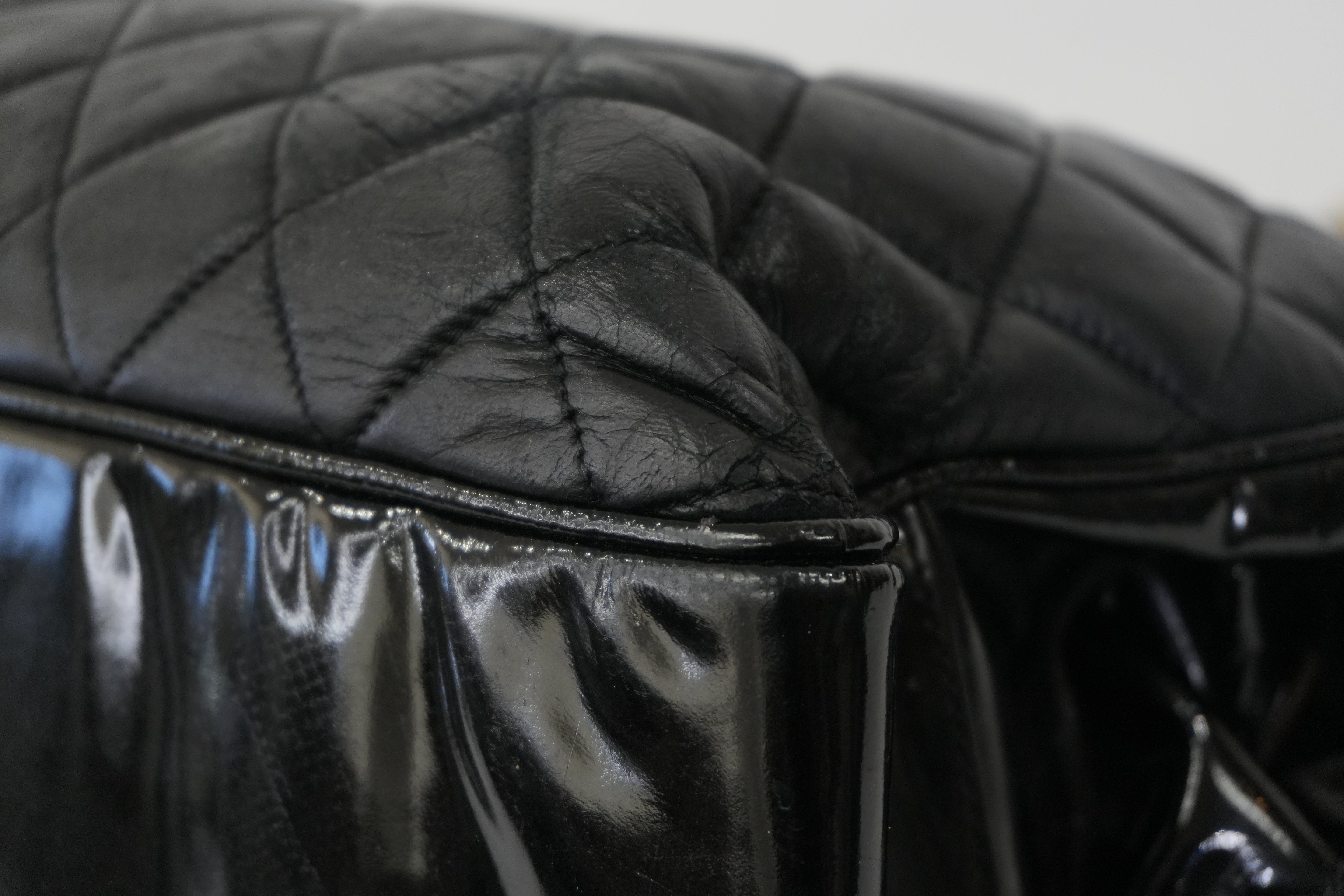 Pre-owned Chanel Lambskin Leather Chain Tote Bag Black