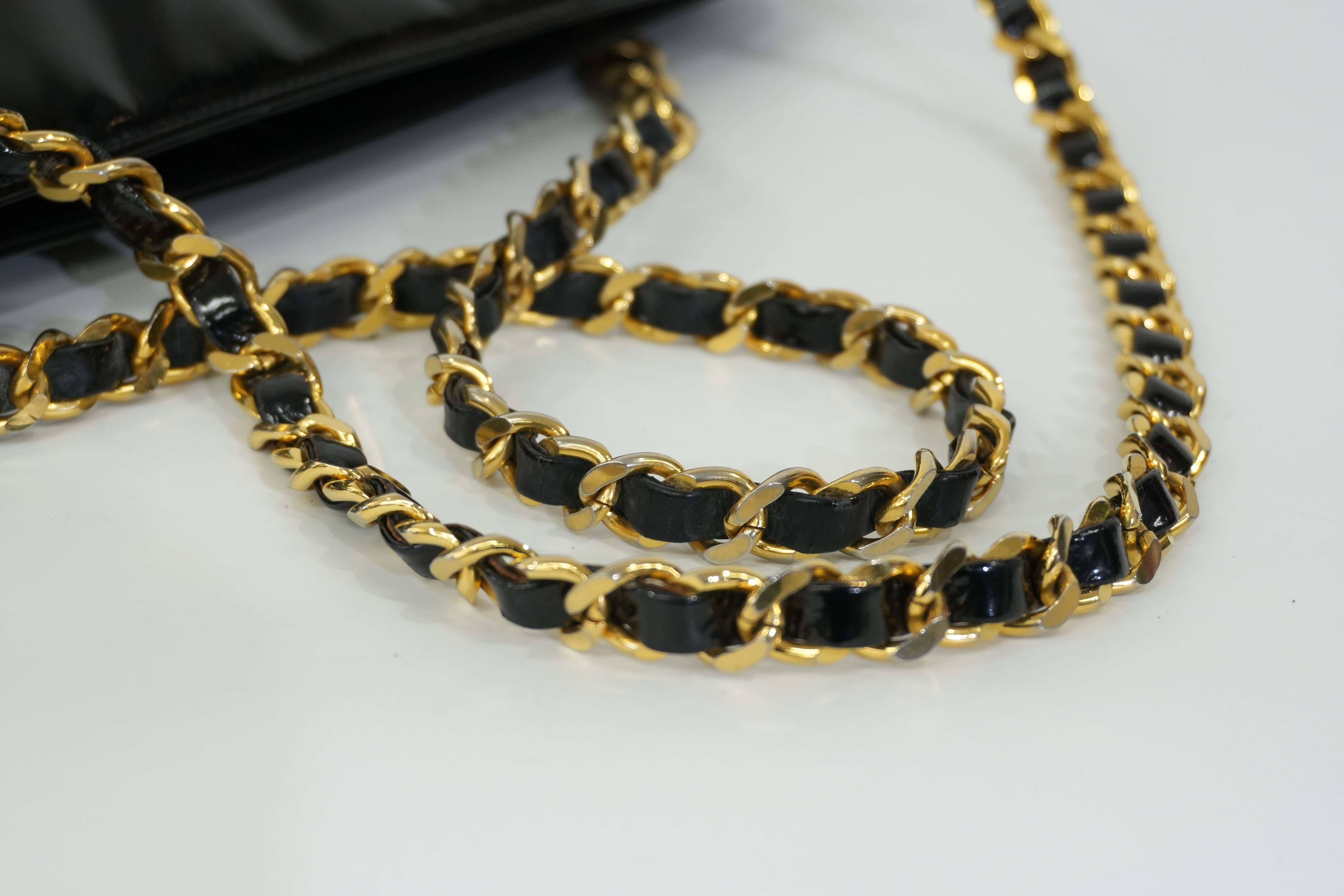 Pre-owned Chanel Lambskin Leather Chain Tote Bag Black