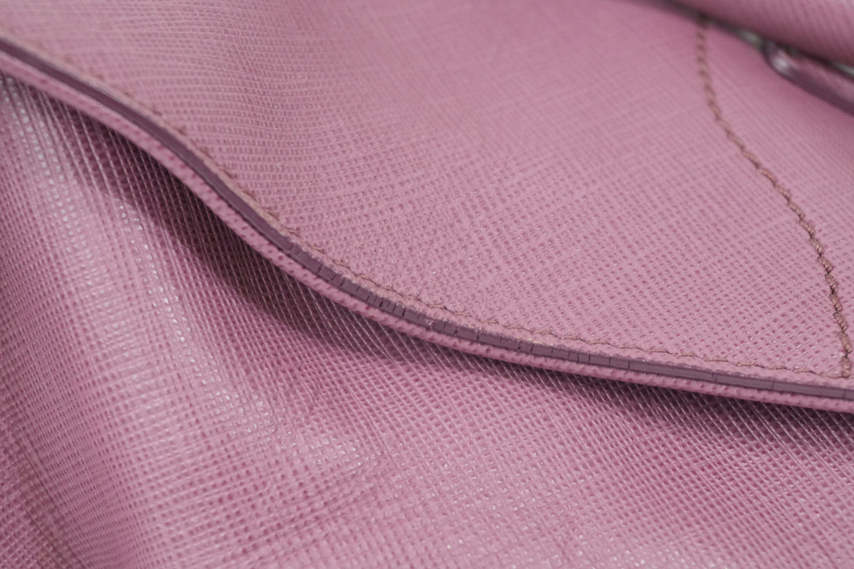 Pre-Owned Salvatore Ferragamo Beky Handbag Pink