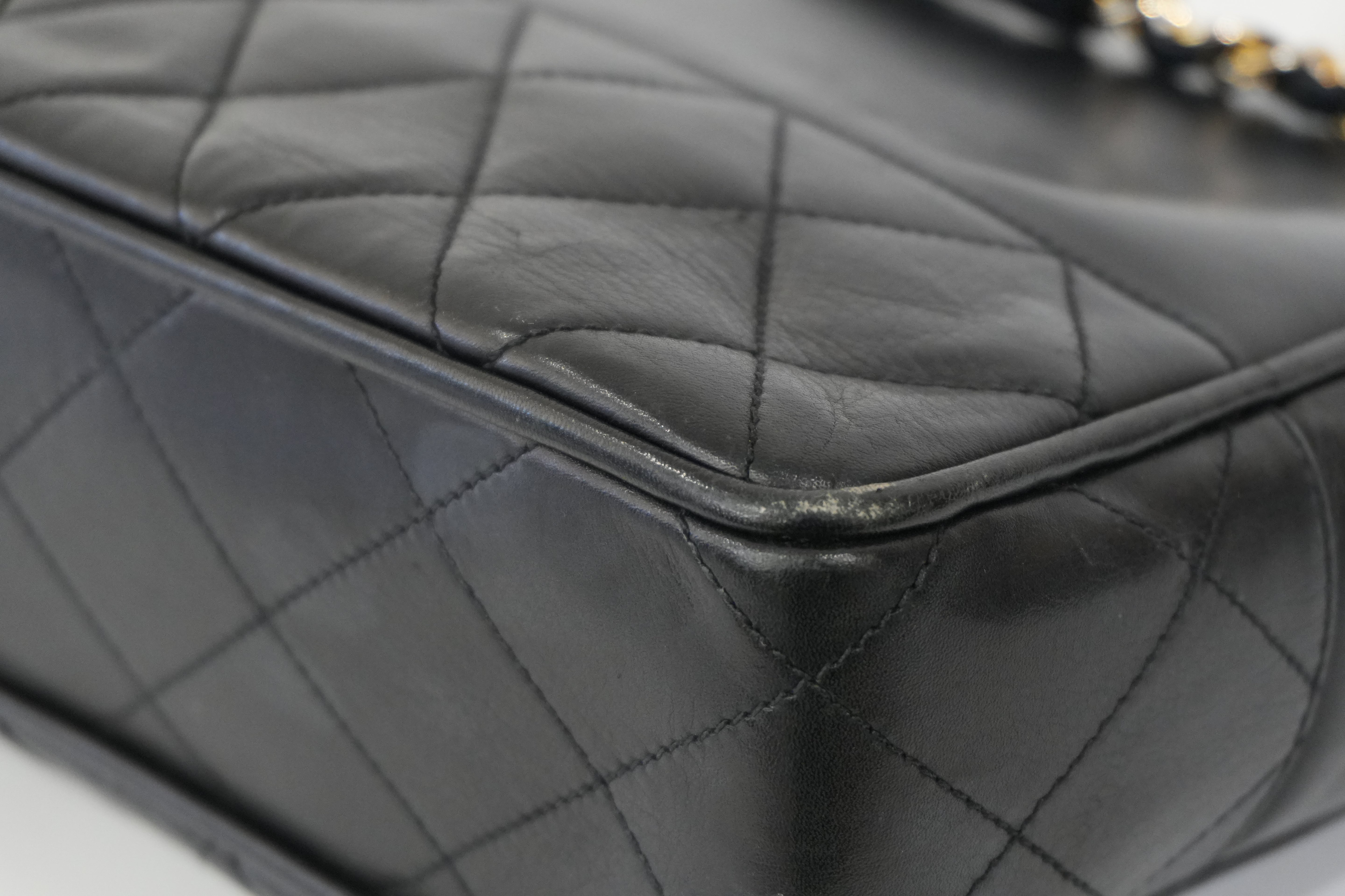 Pre-owned Chanel Lambskin Leather Chain Shoulder Bag Black