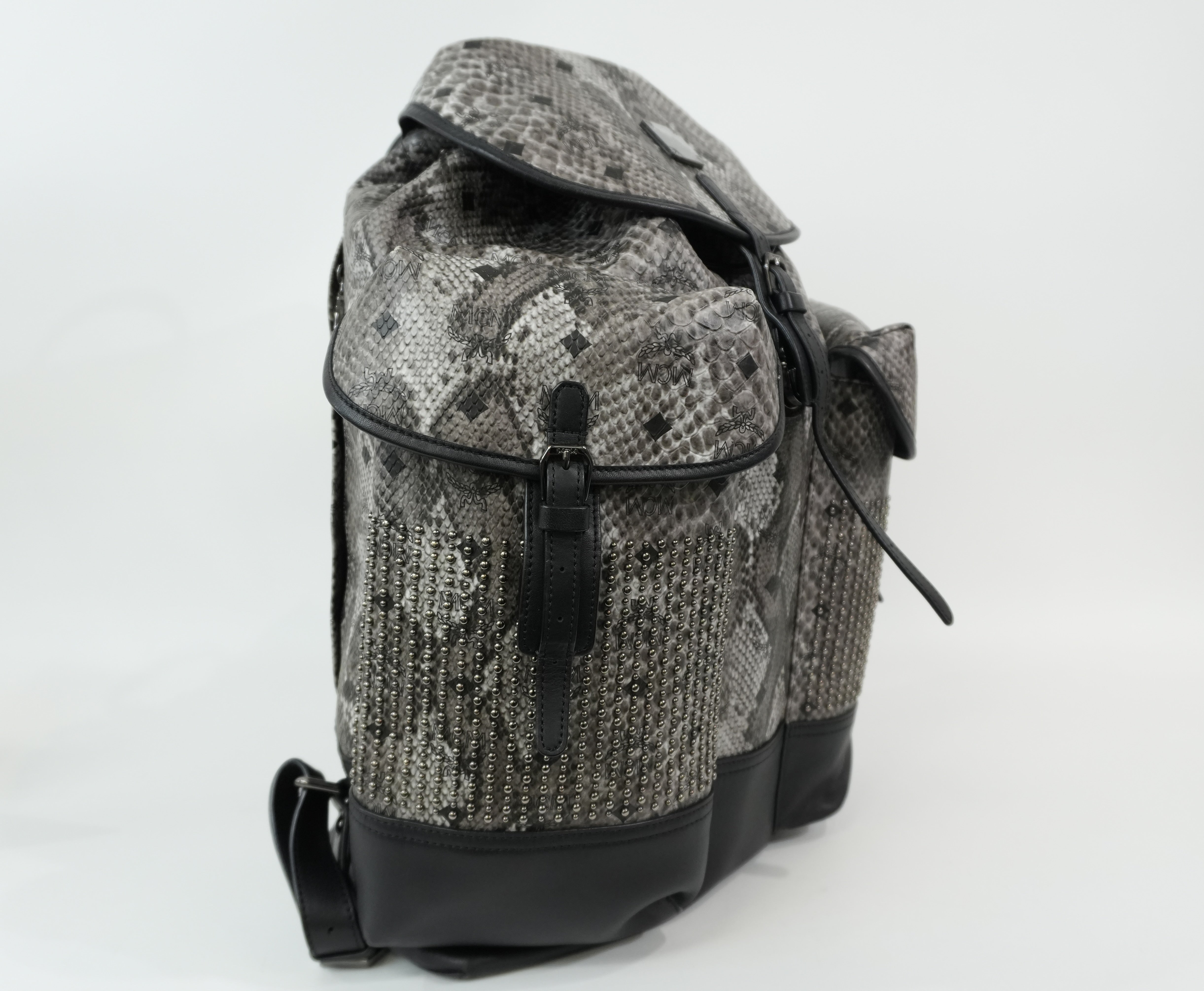 Pre-Owned MCM Limited Edition Exotic Drawstring Backpack Gray and Black