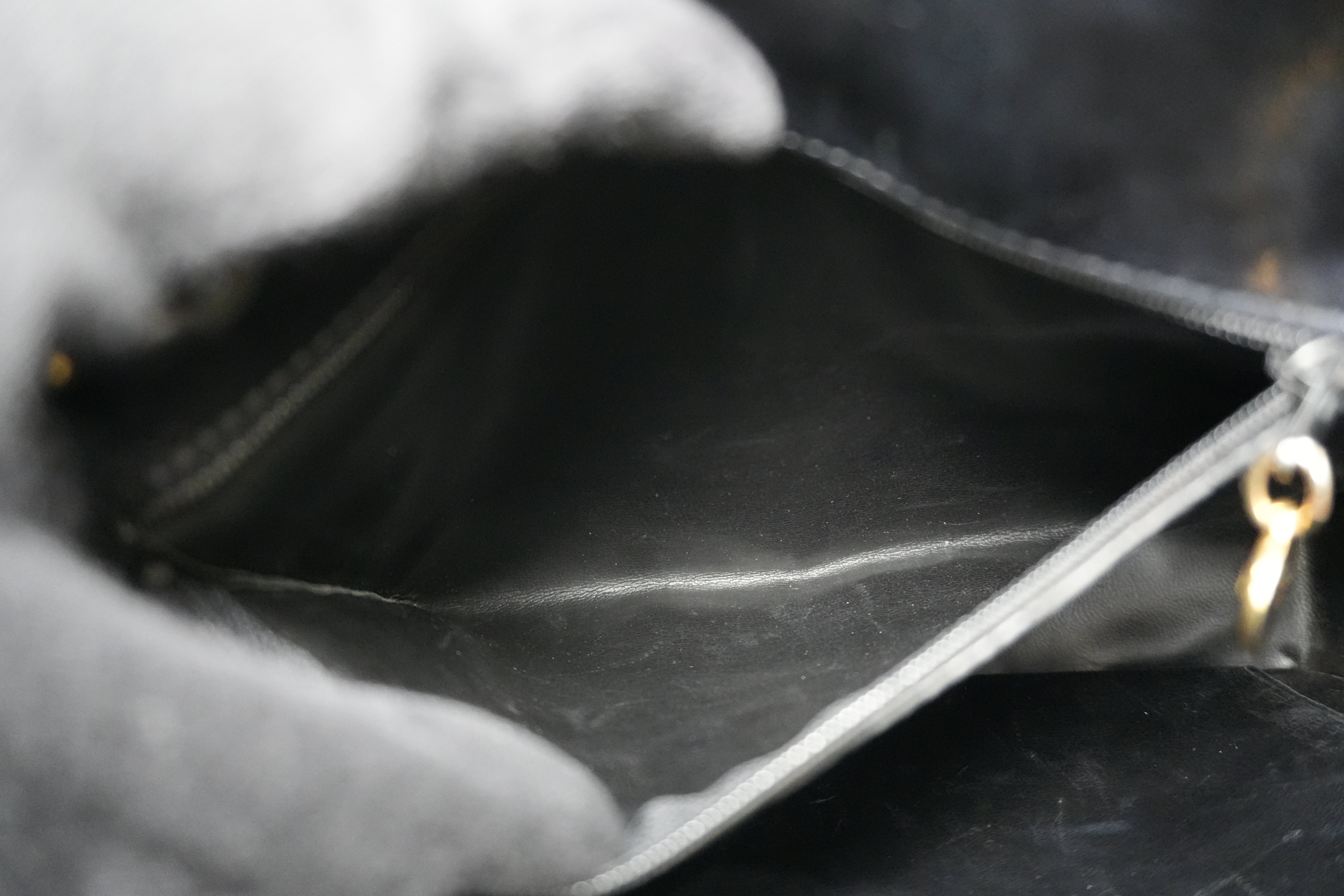 Pre-owned Chanel Lambskin Leather Chain Shoulder Bag Black