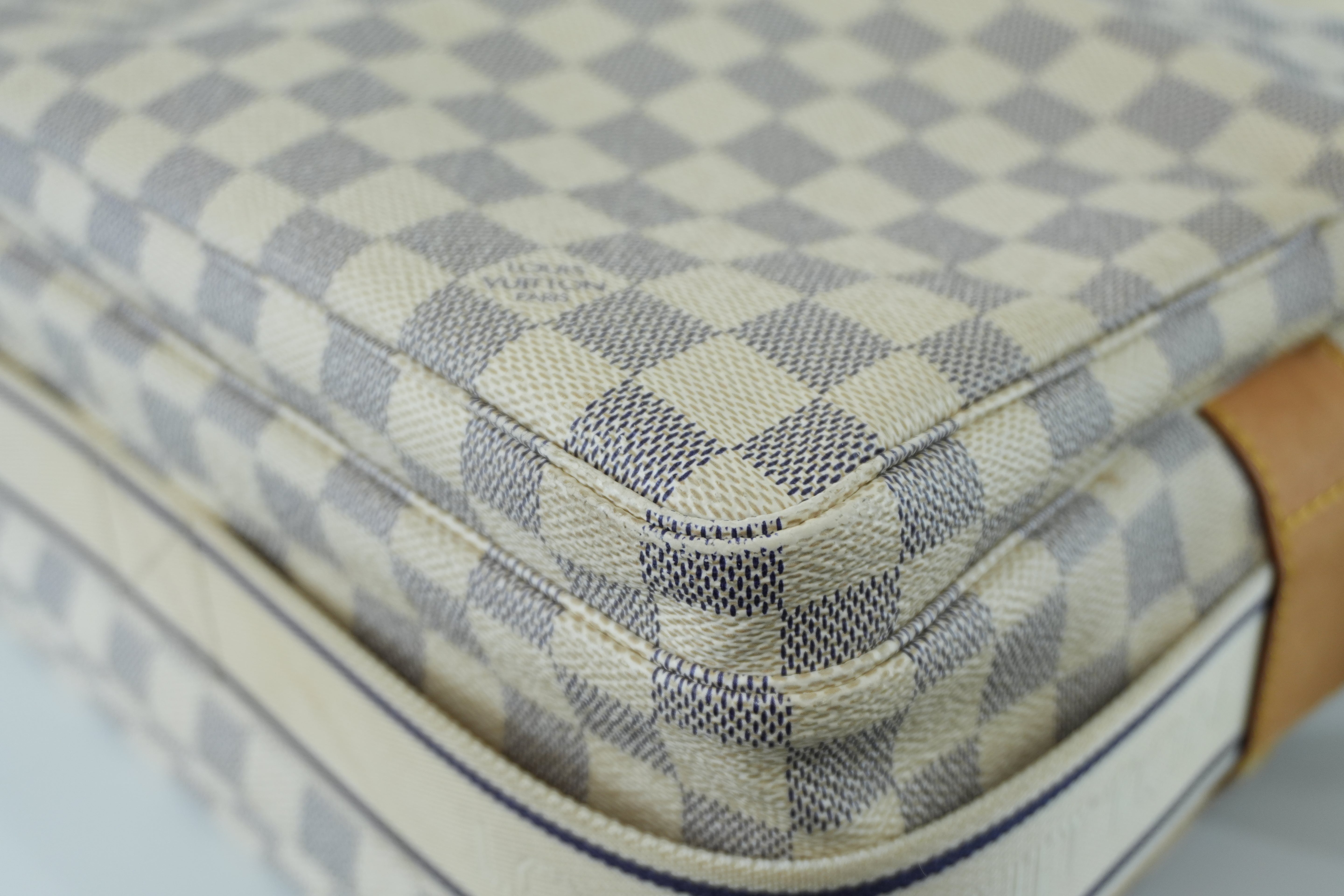 Louis Vuitton Damier Azur Naviglio Messenger Bag Used