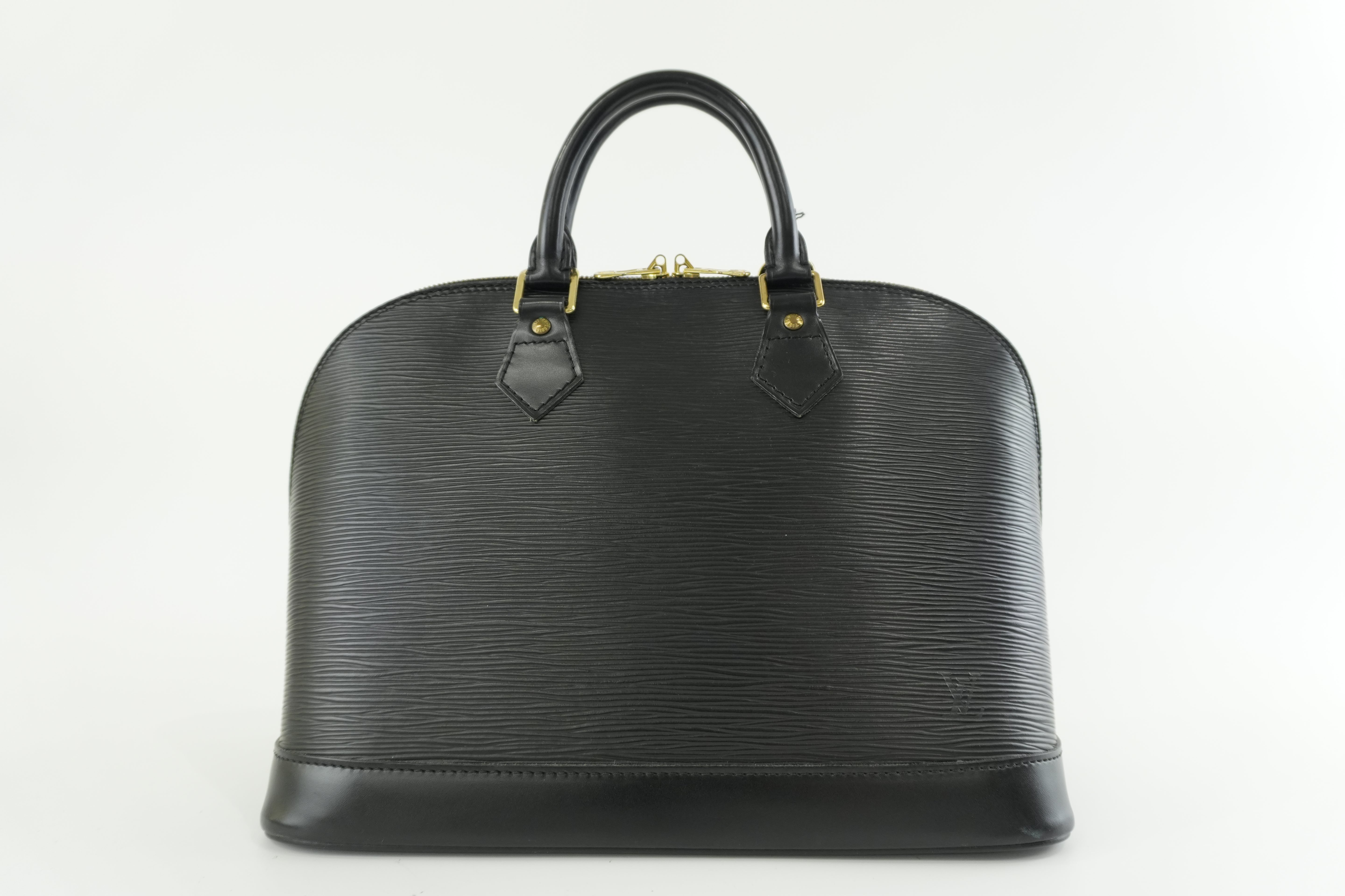 Pre-owned Louis Vuitton Epi Alma PM Black