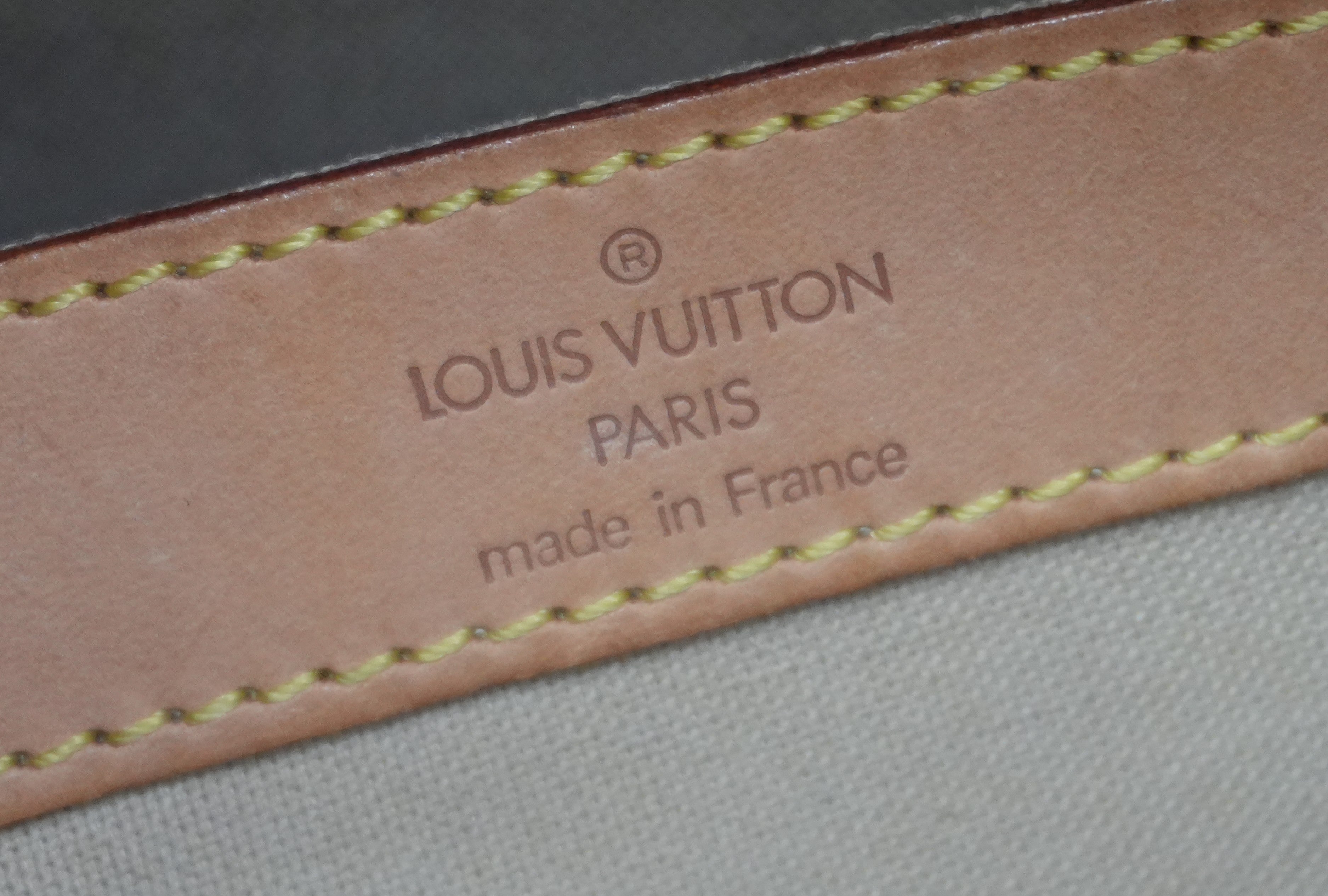 Louis Vuitton Damier Azur Naviglio Messenger Bag Used