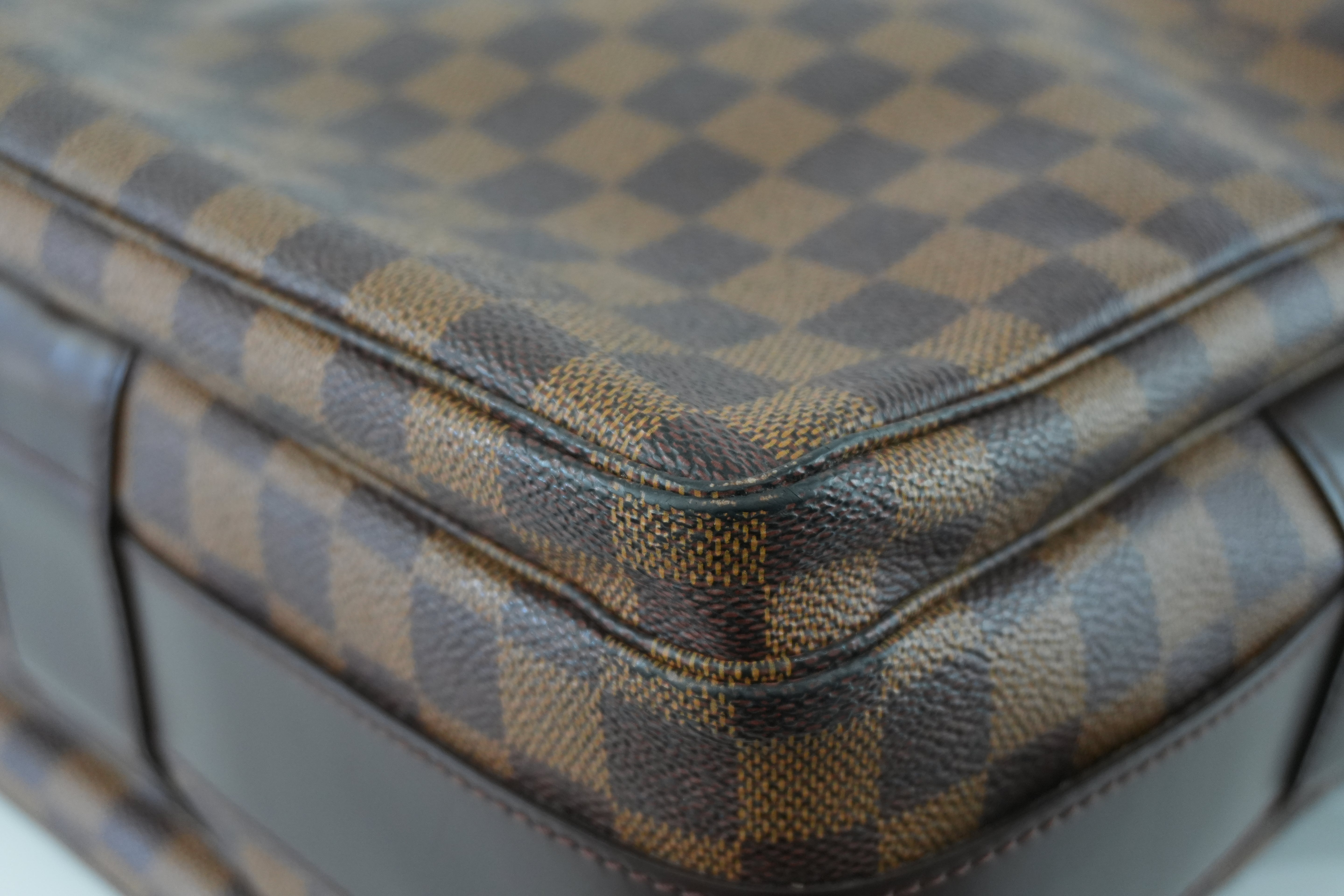 Louis Vuitton Damier Ebene Naviglio Messenger Bag Used