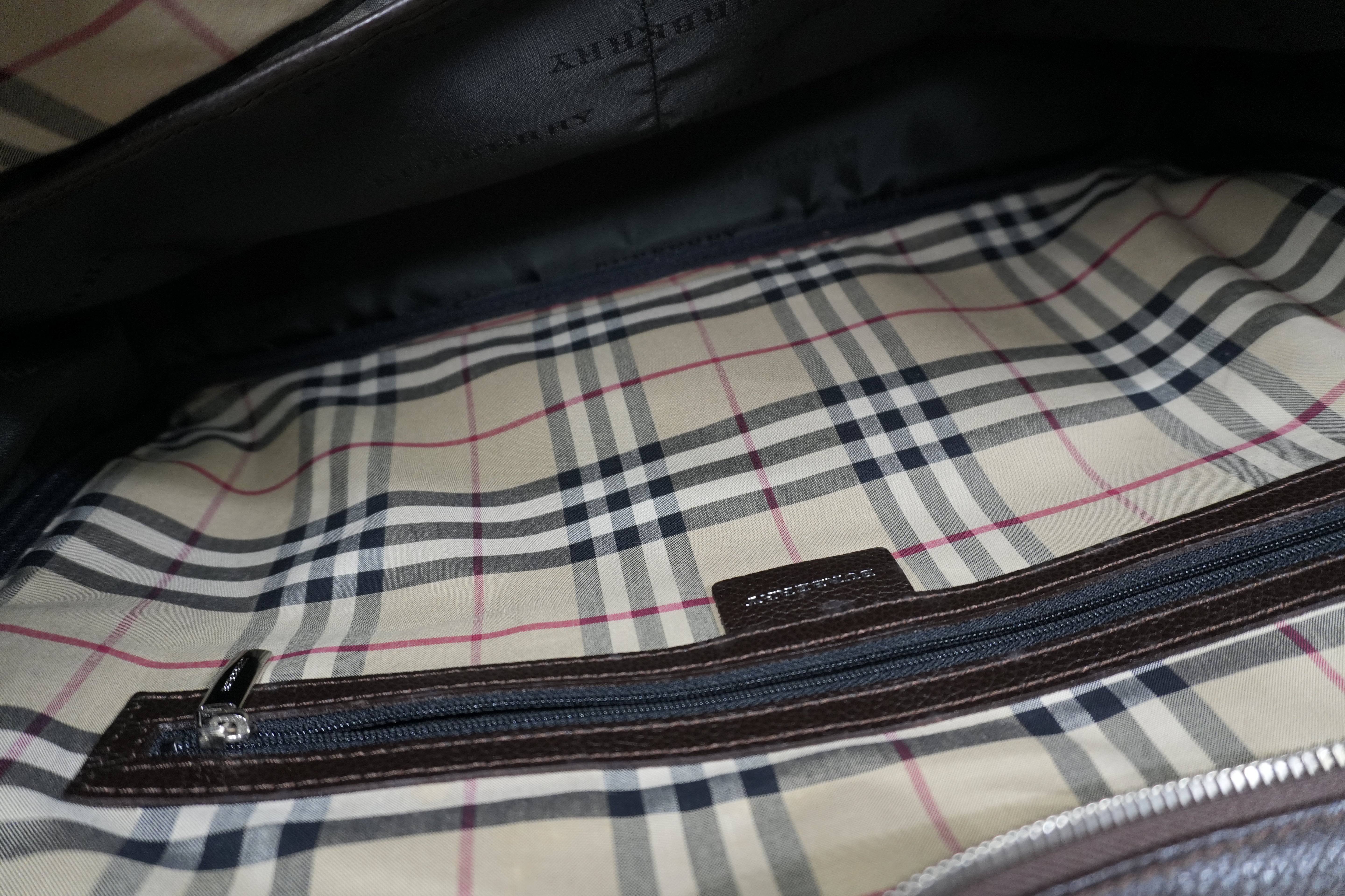 Pre-owned Burberry Briefcase Brown