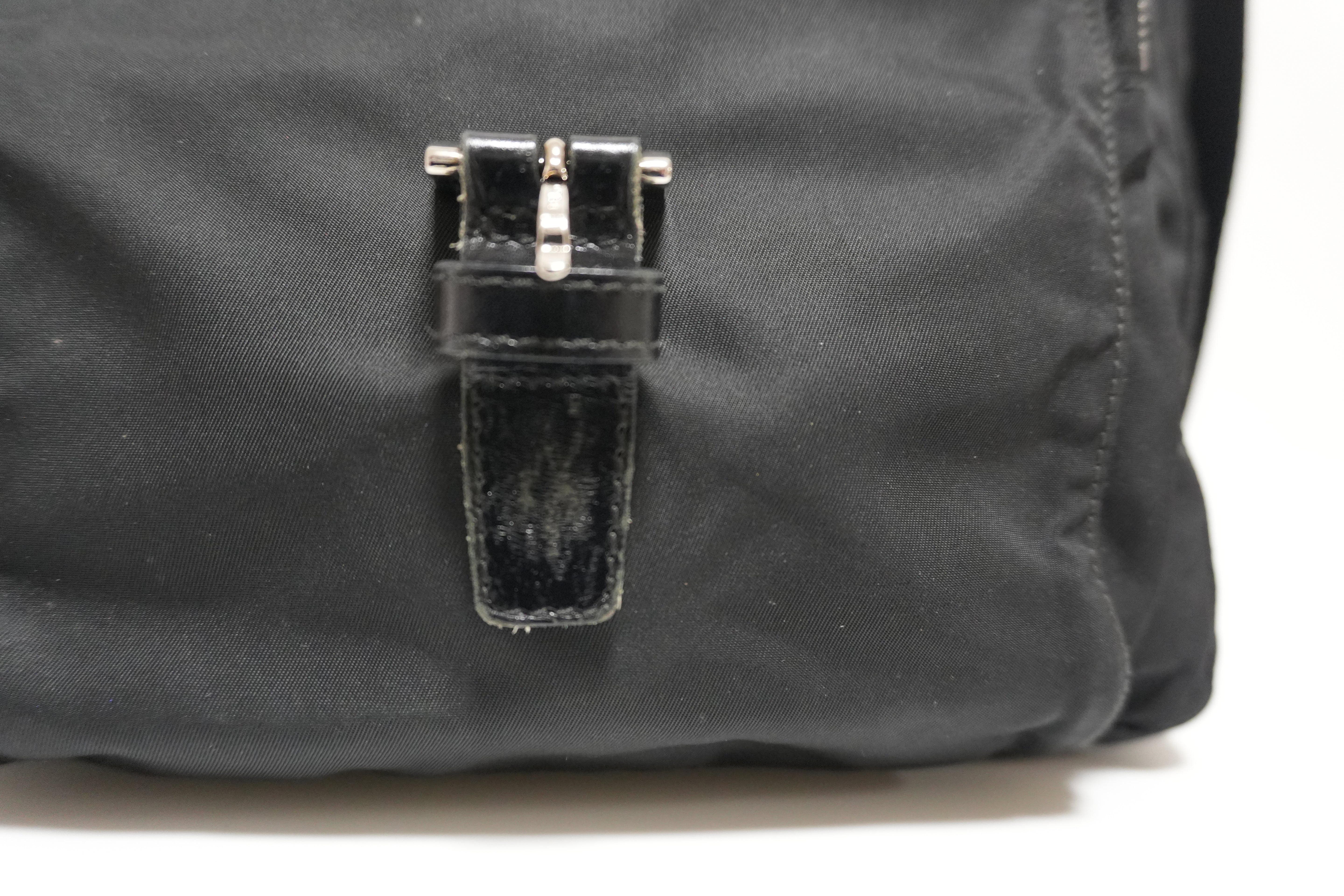 Borsa a tracolla in nylon Prada usata