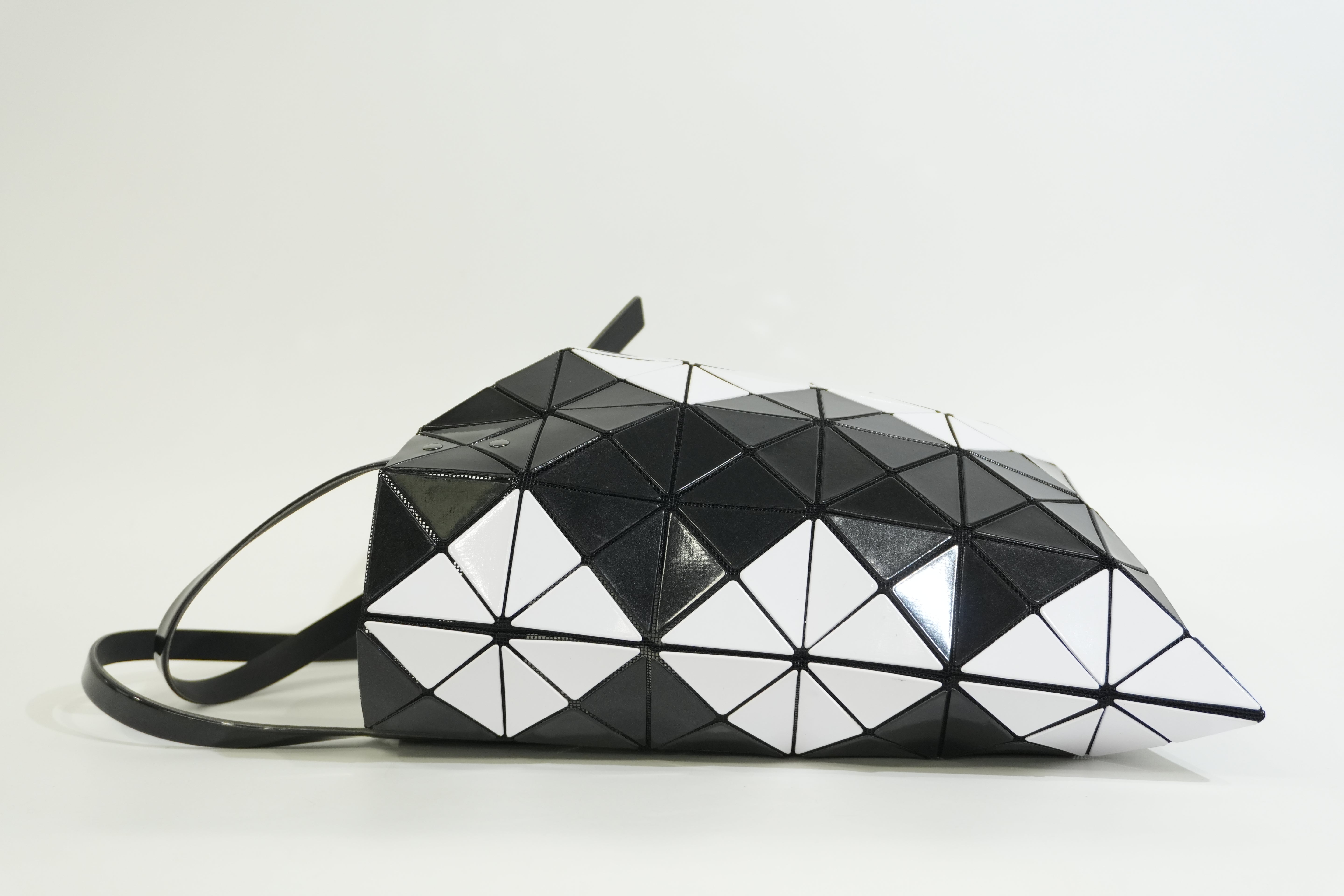 Pre-owned Baobao Tote Bag Black and White