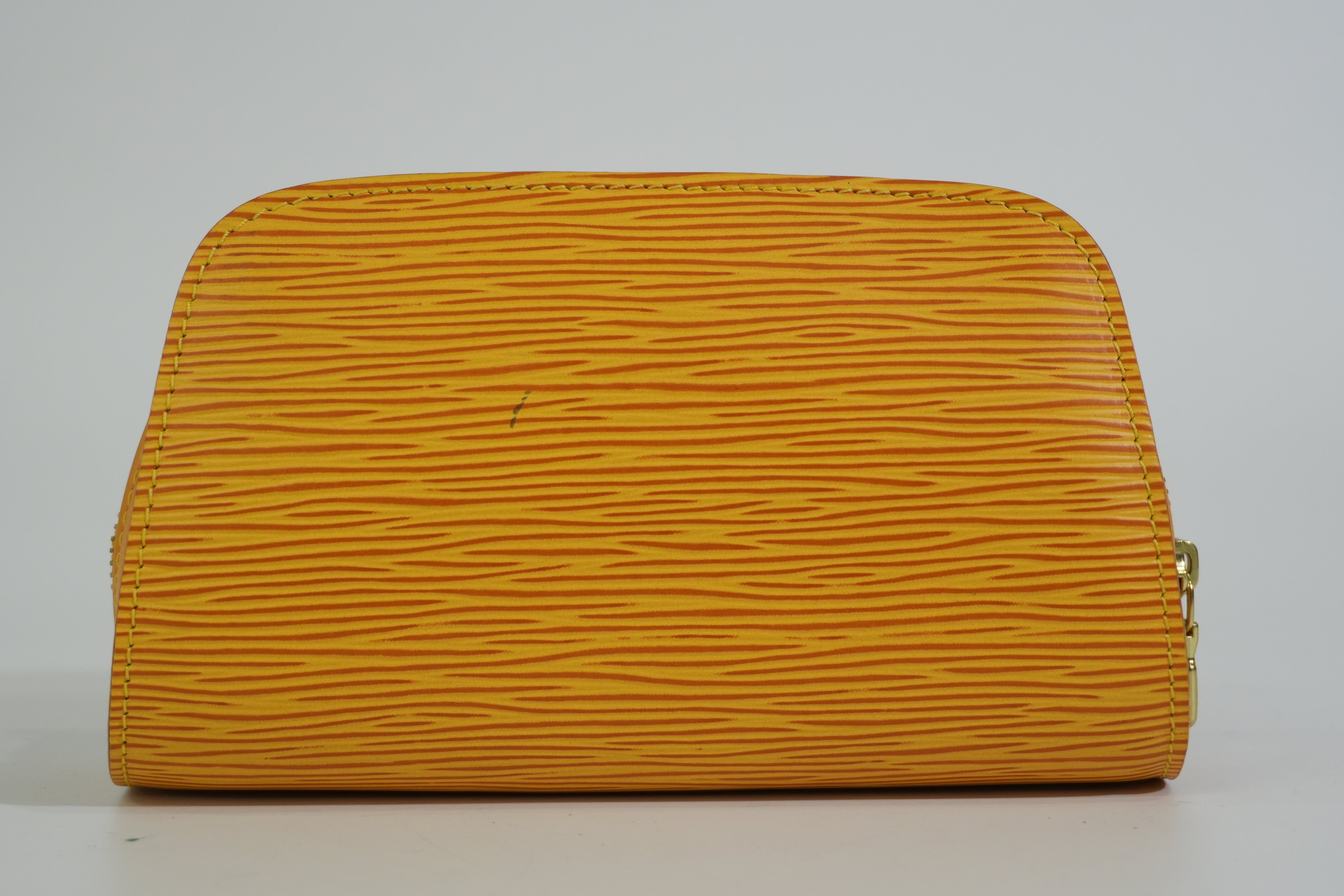 Pre-owned Louis Vuitton Epi Dauphine PM Pouch Yellow