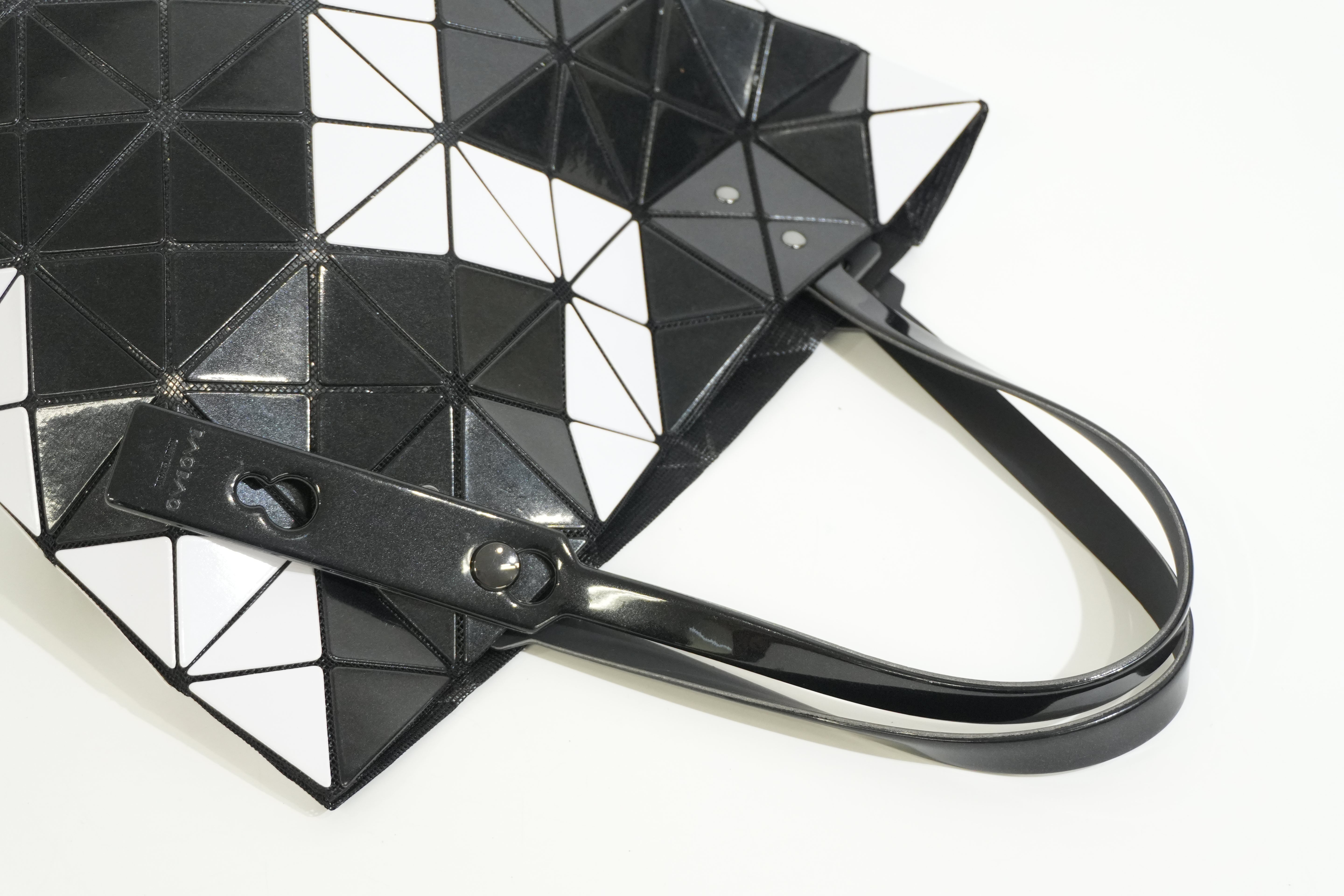 Pre-owned Baobao Tote Bag Black and White