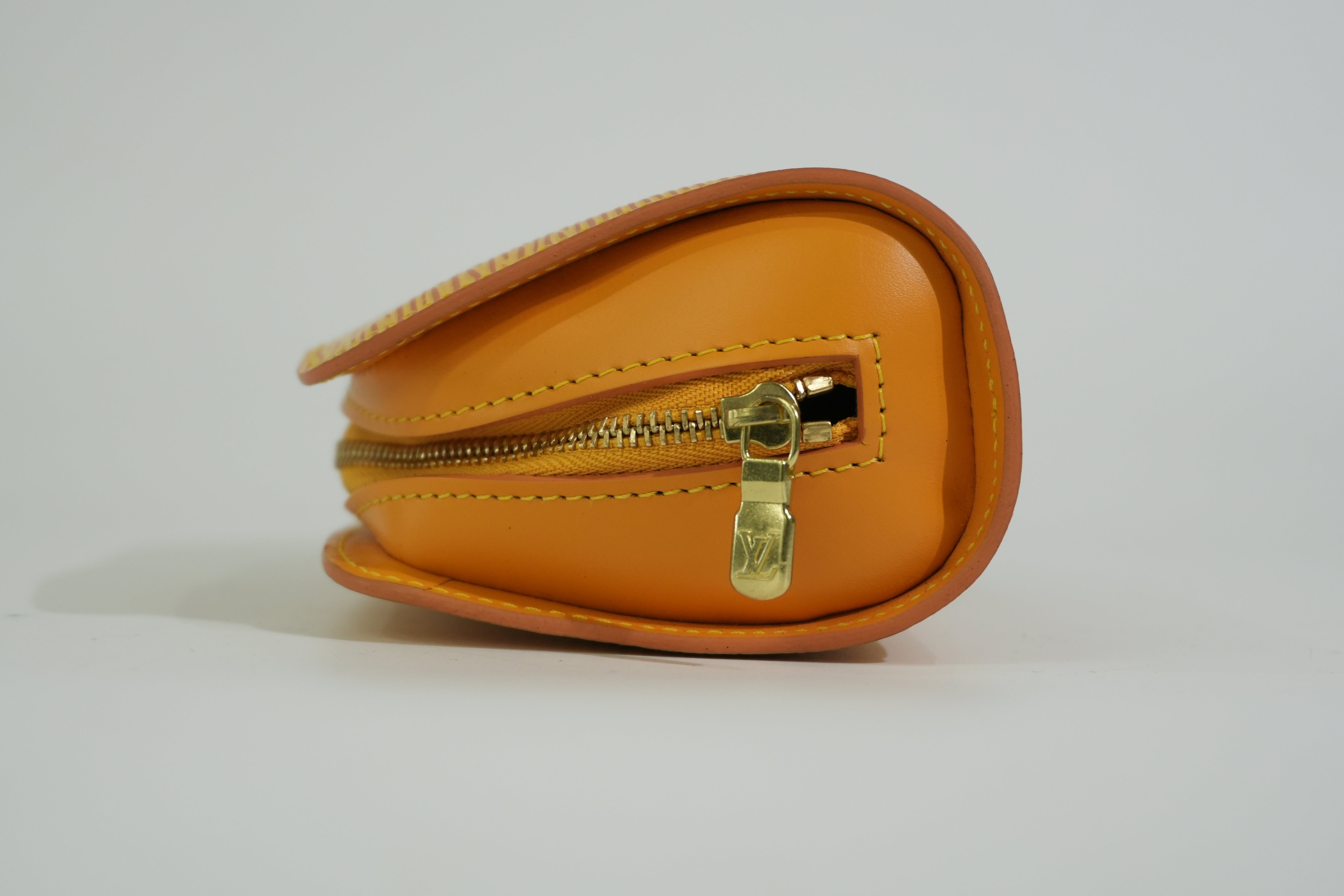 Pre-owned Louis Vuitton Epi Dauphine PM Pouch Yellow