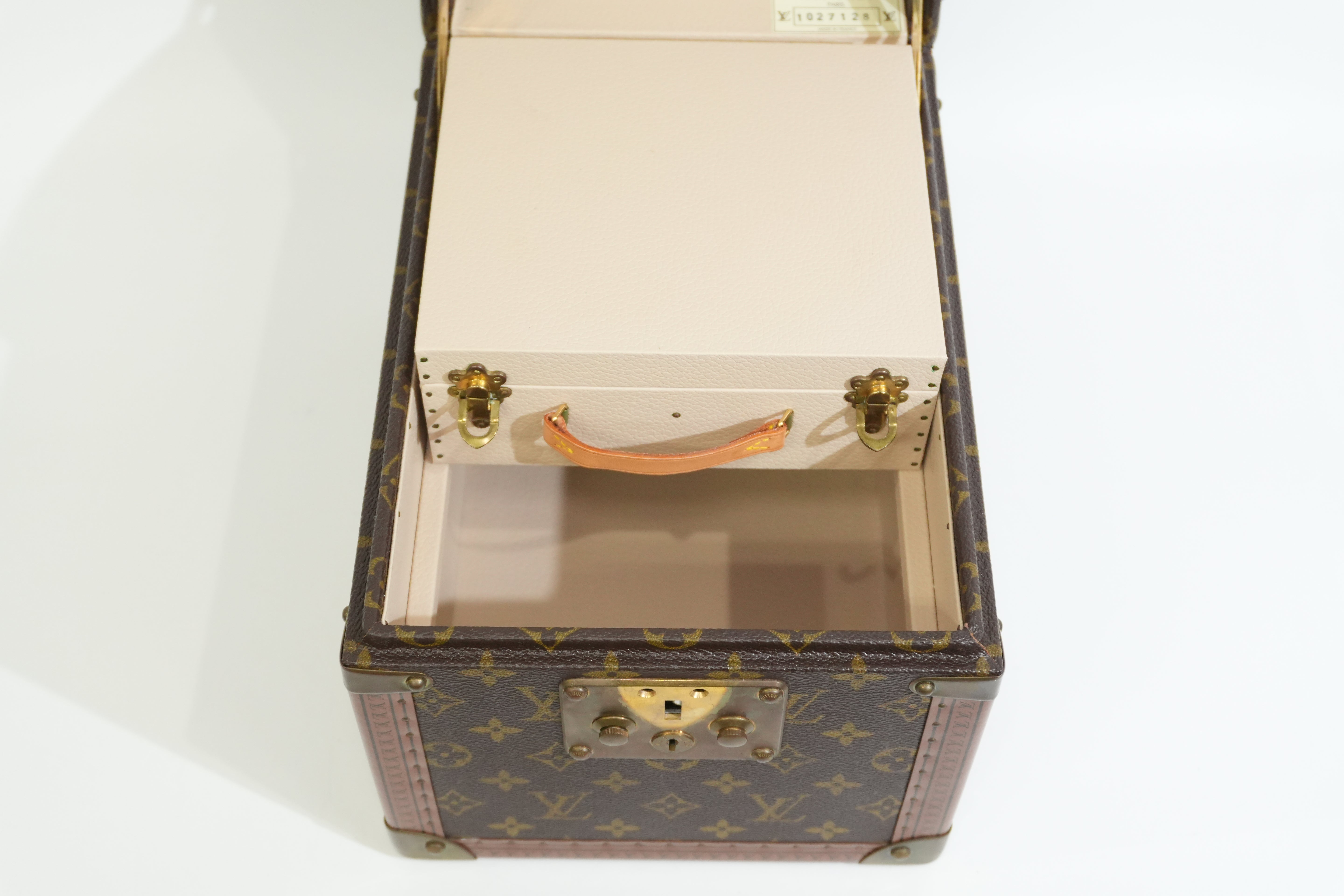 Pre-owned Louis Vuitton Boite Flacons Beauty Case Trunk