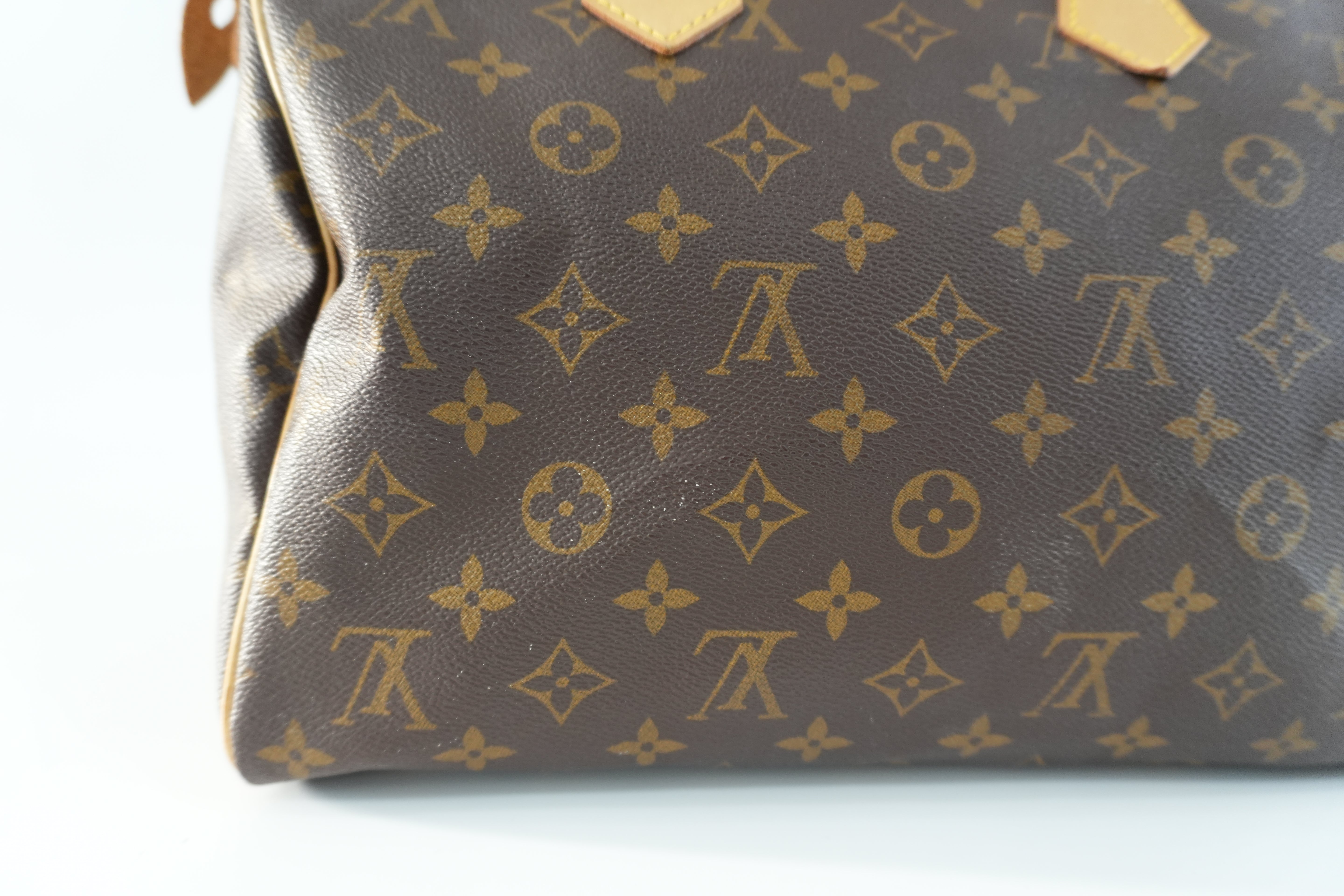 Louis Vuitton Monogram Speedy 30 Handbag Used