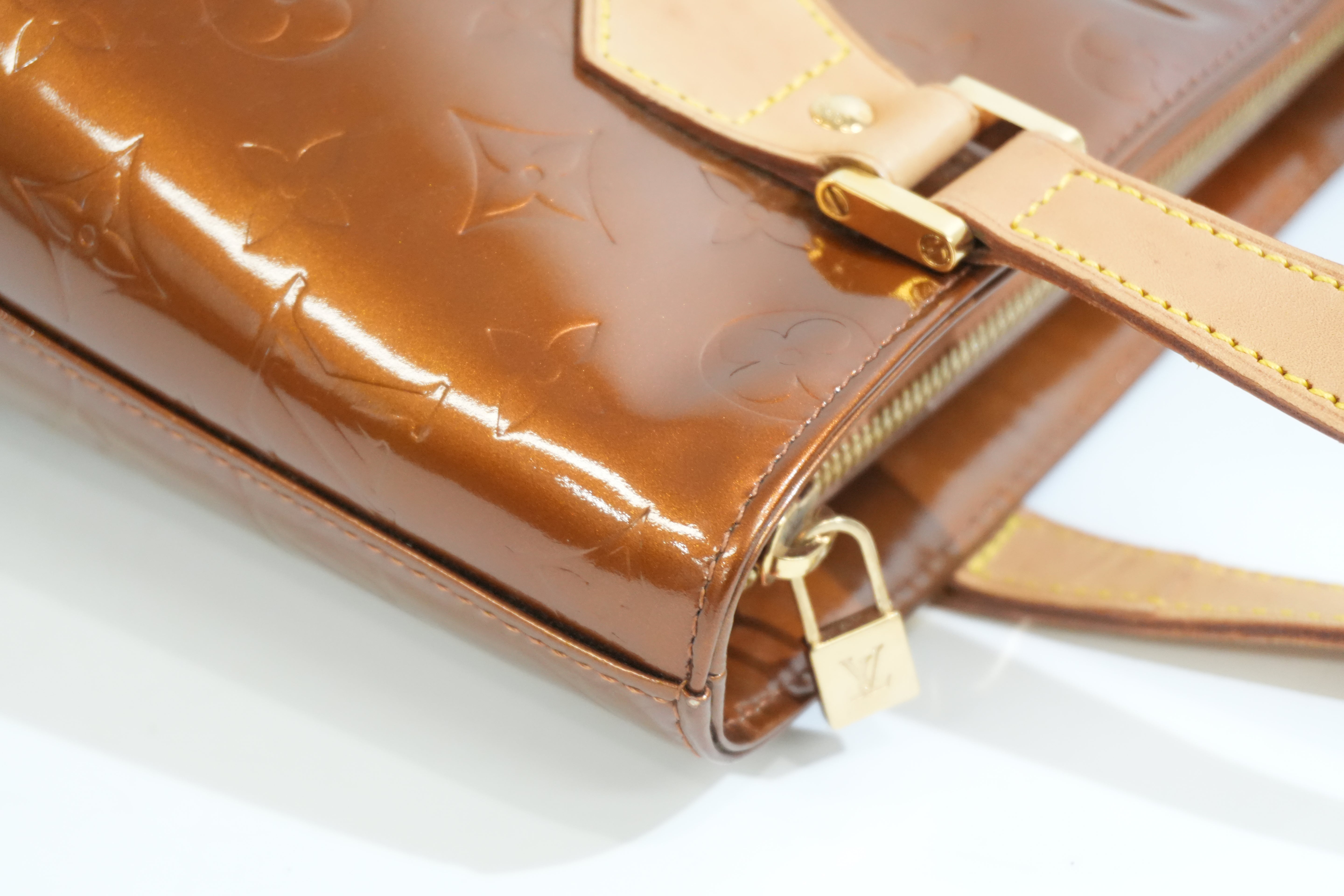 Pre-owned Louis Vuitton Vernis Houston Handbag Bronze