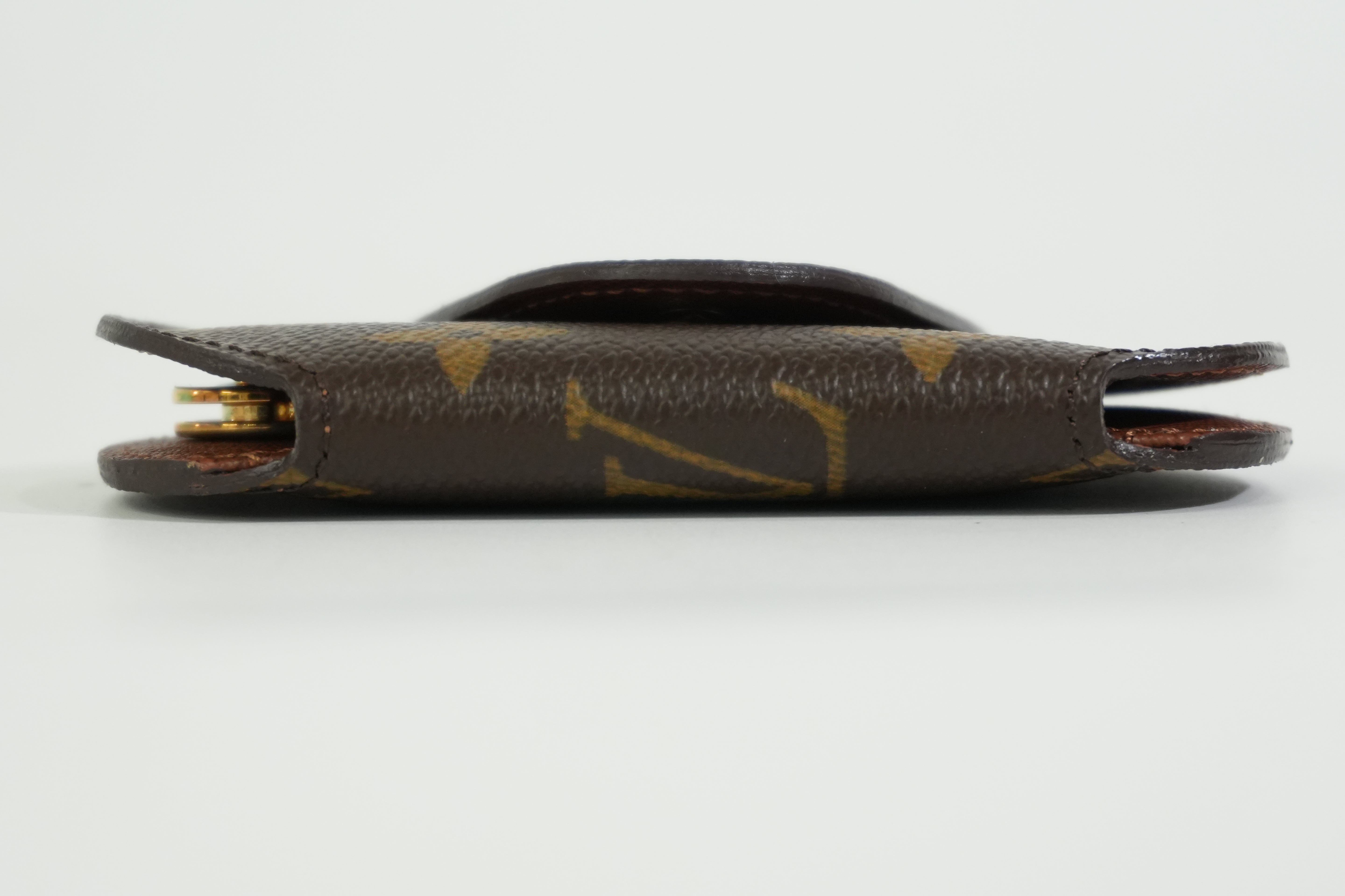 Pre-owned Louis Vuitton Monogram Oval Multicles 4