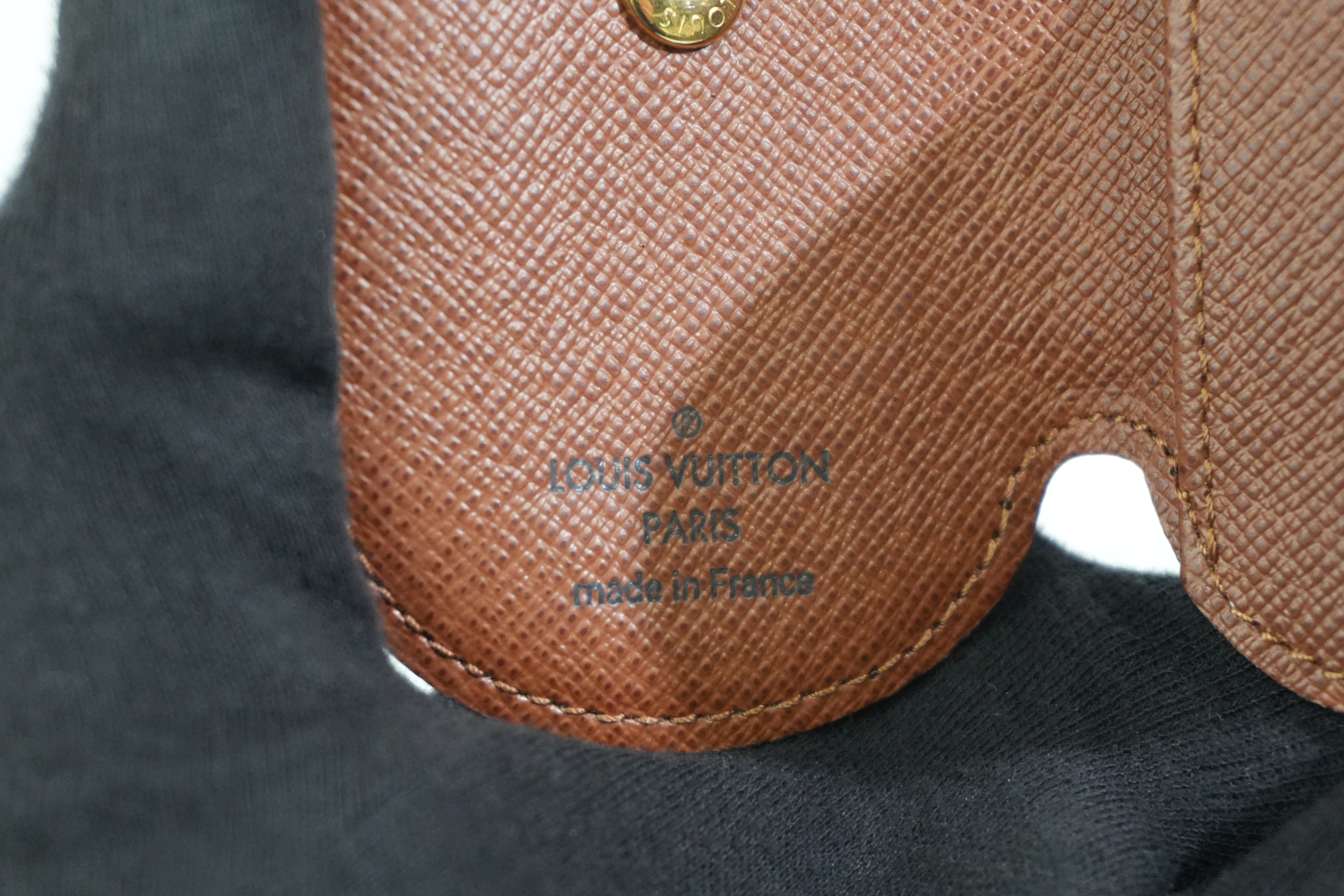 Pre-owned Louis Vuitton Monogram Oval Multicles 4