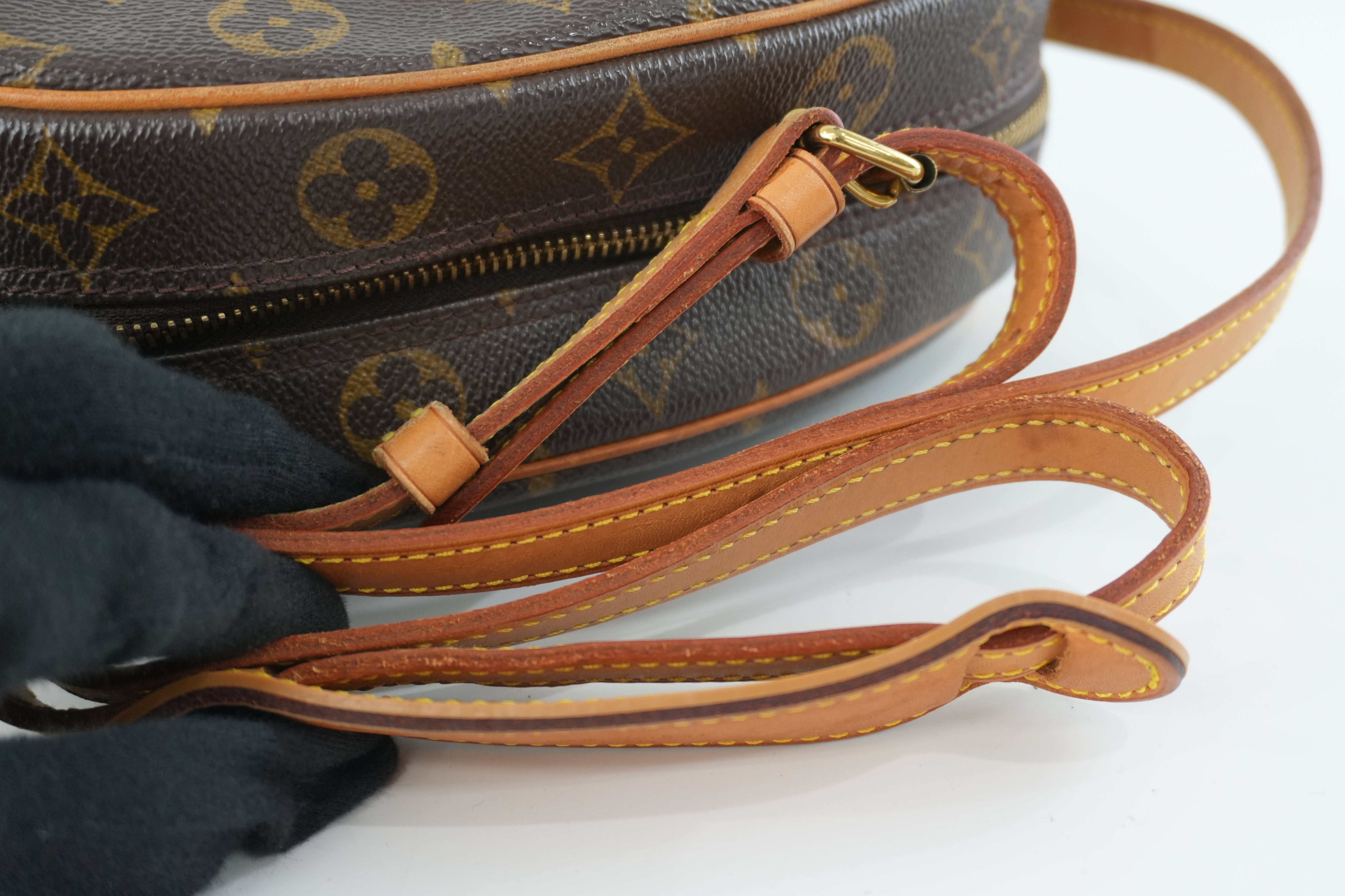 Pre-owned Louis Vuitton Monogram Blois Shoulder Bag