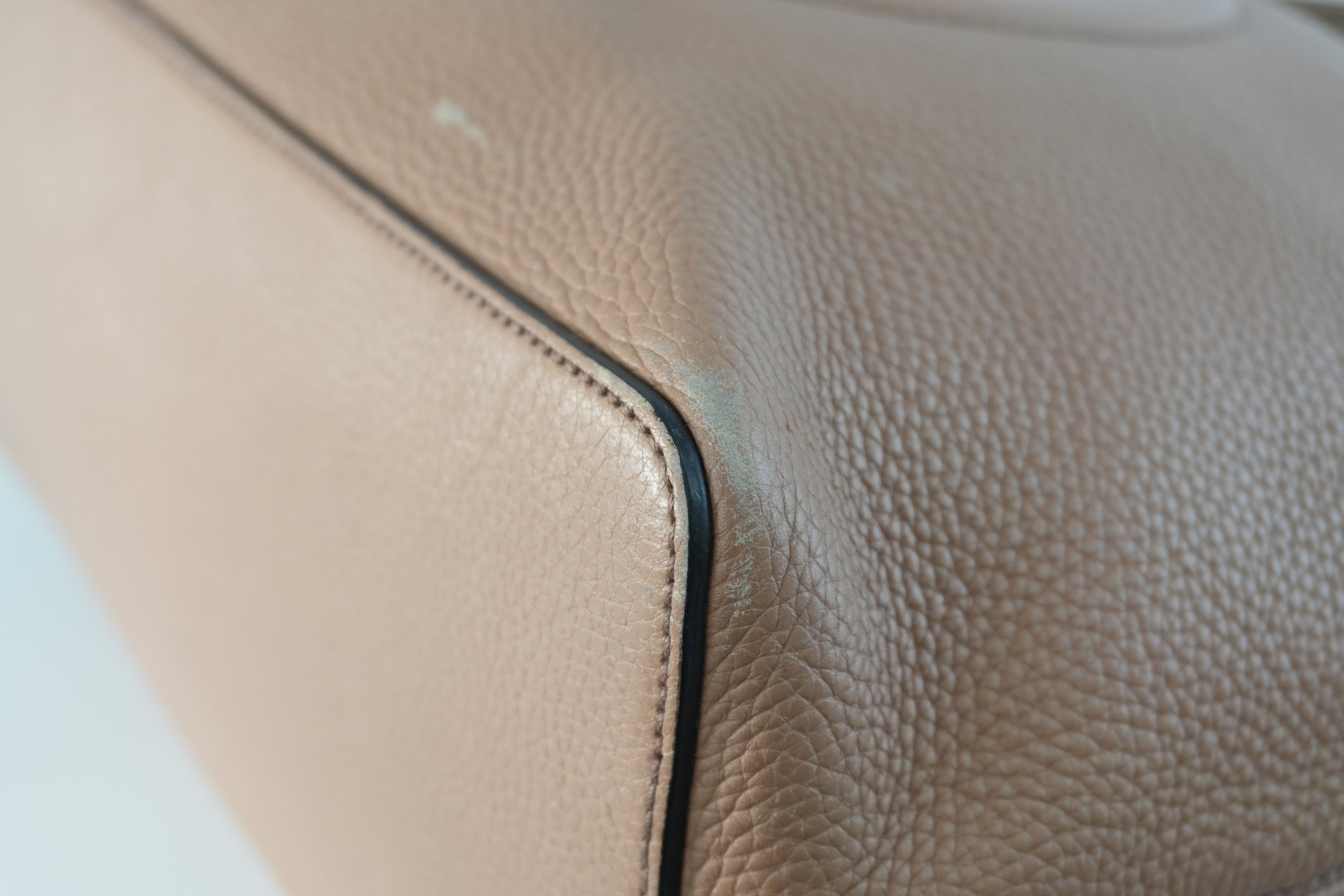 Gucci Soho Interlocking Two Way Shoulder Bag Beige Used