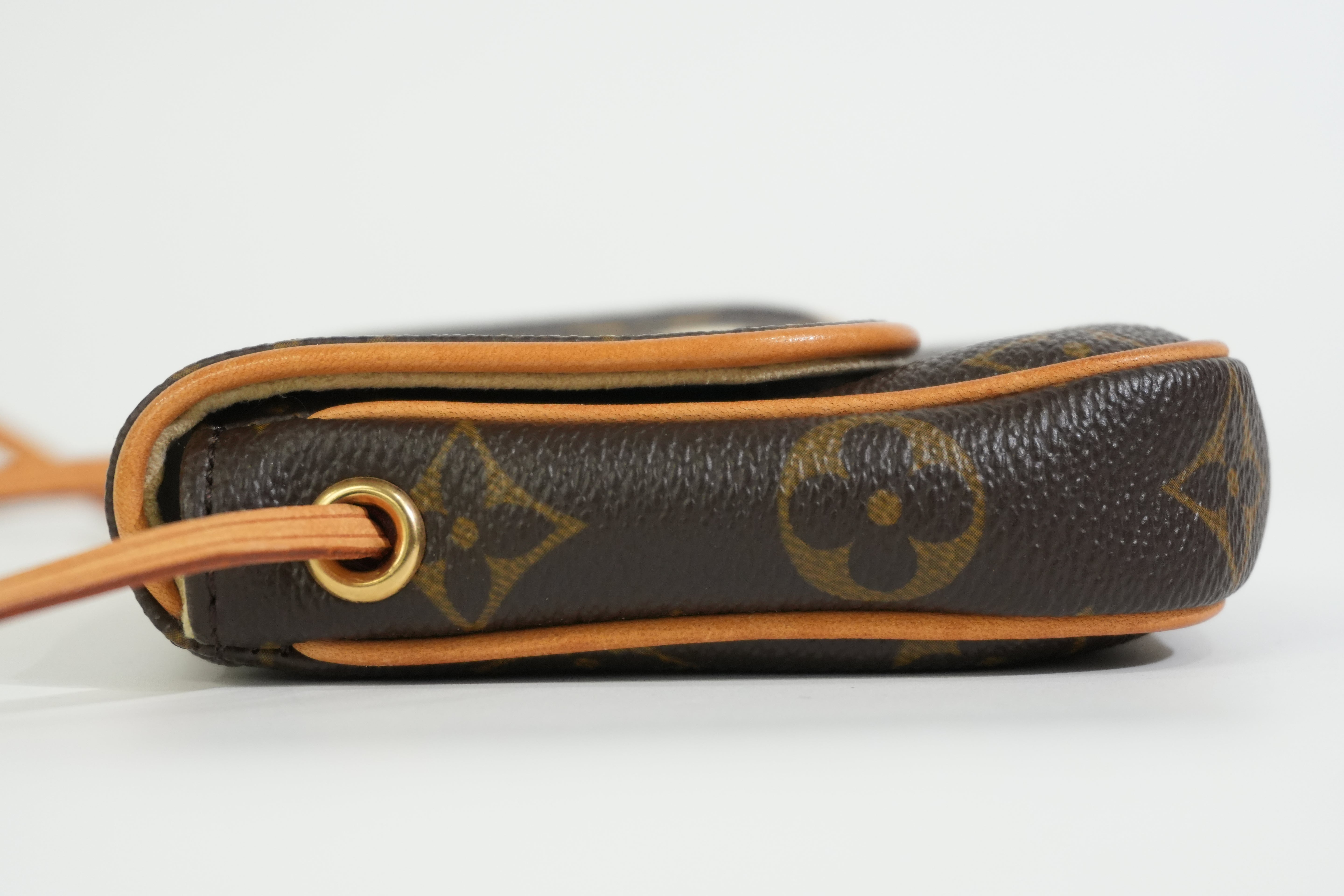 Pre-owned Louis Vuitton Monogram Pochette Cancun Crossbody Bag