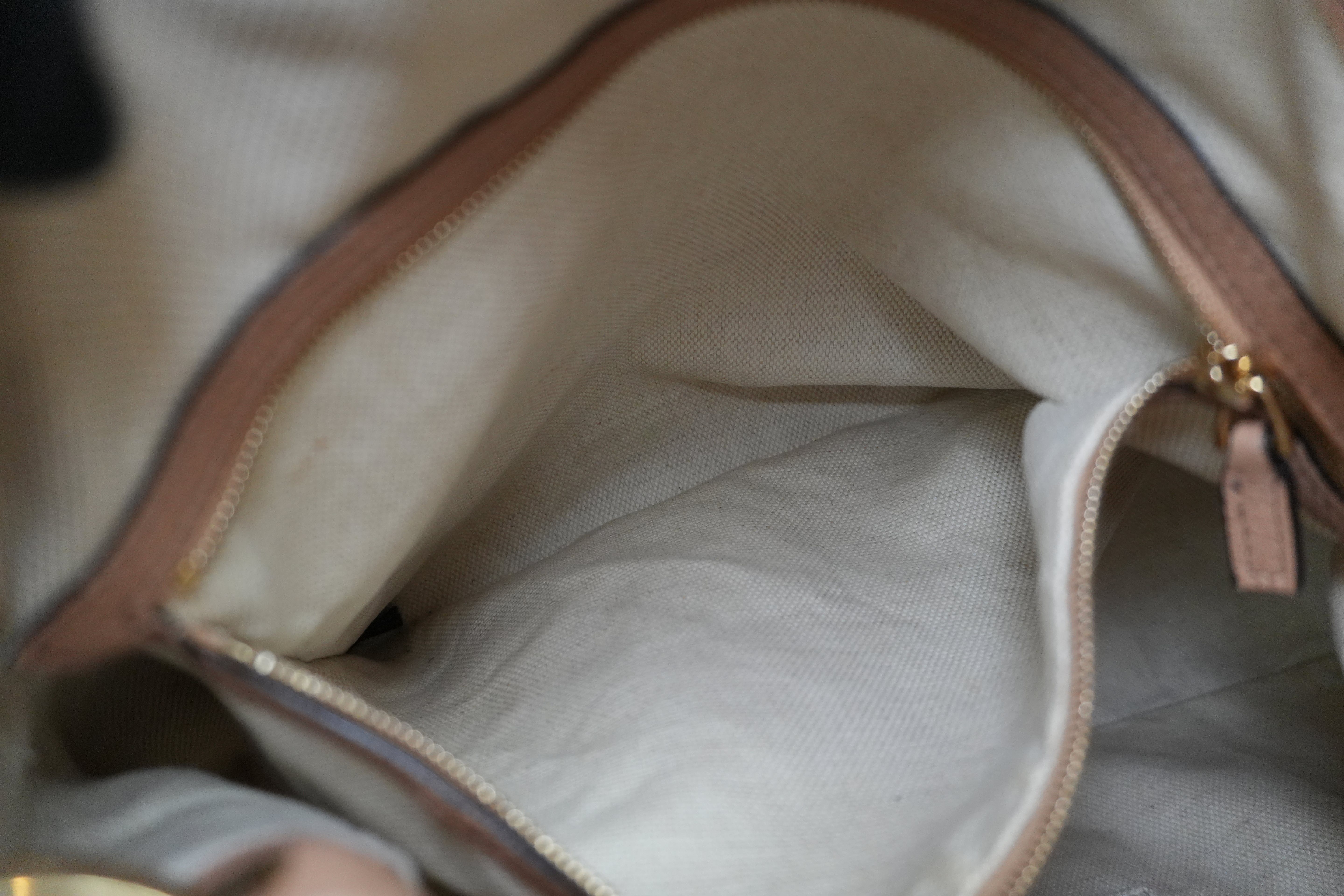 Gucci Soho Interlocking Two Way Shoulder Bag Beige Used