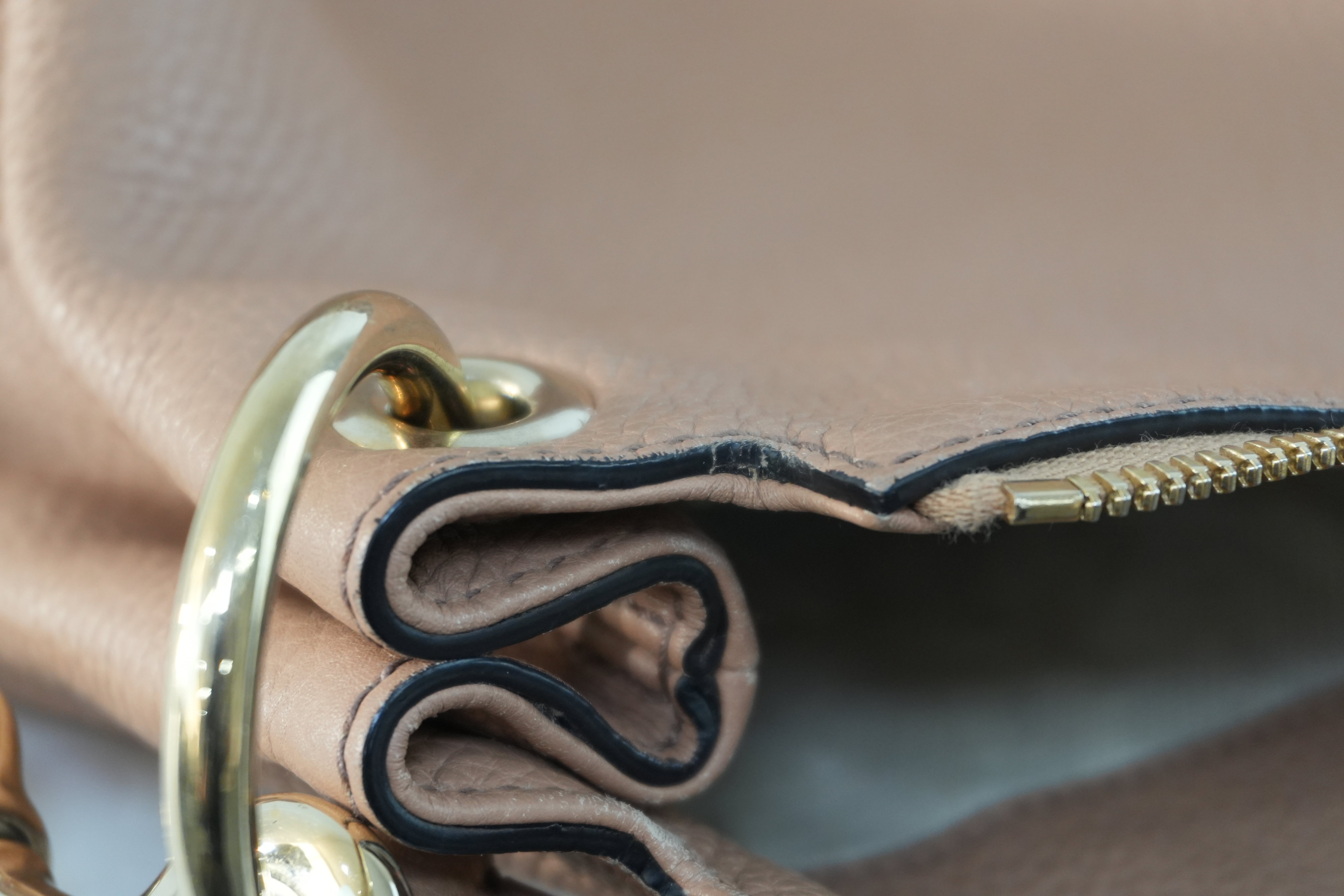 Gucci Soho Interlocking Two Way Shoulder Bag Beige Used