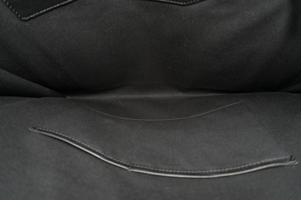 Pre-Owned Valentino Laptop Handbag