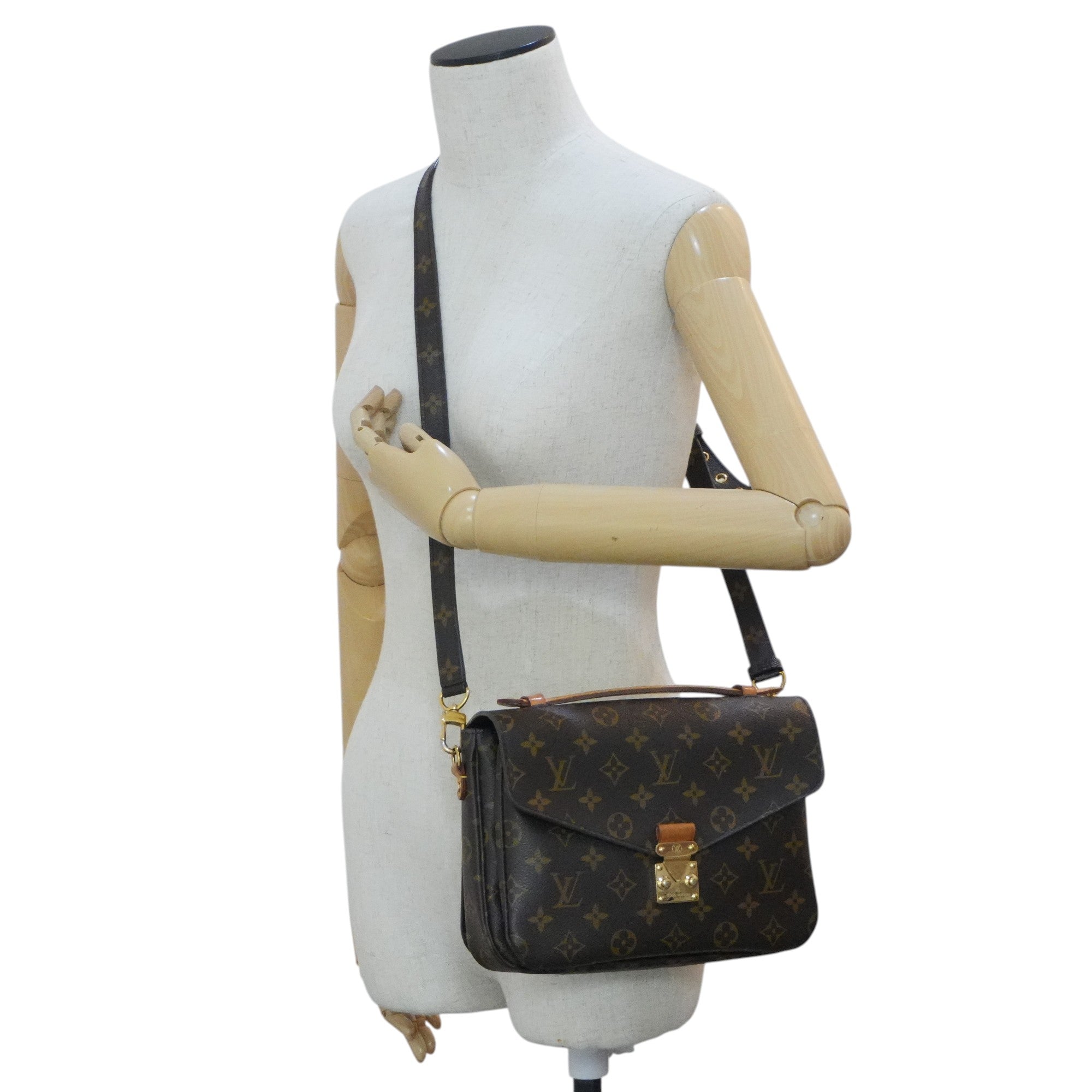 Pre-owned Louis Vuitton Monogram Metis Crossbody Bag