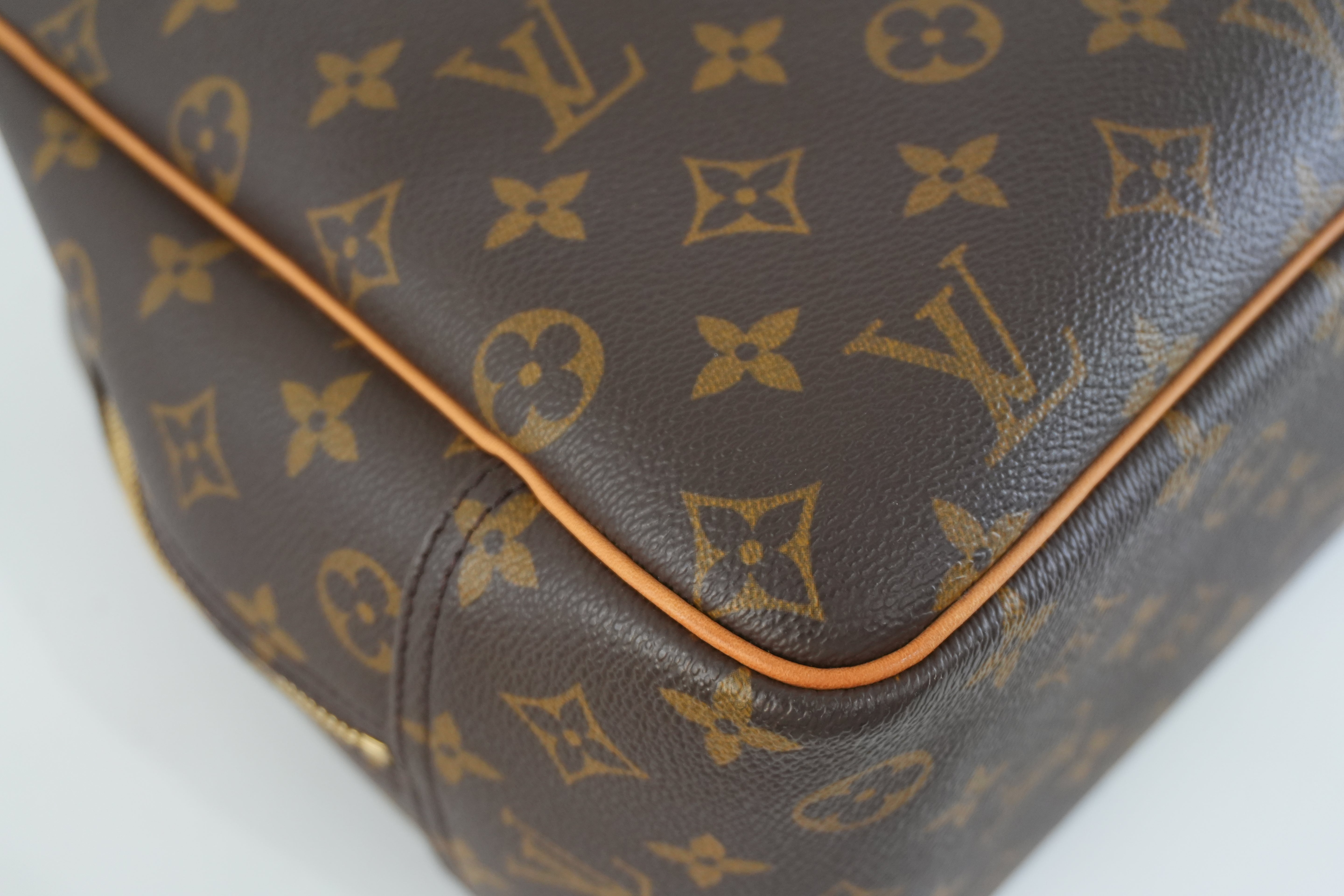 Pre-owned Louis Vuitton Monogram Deauville Handbag