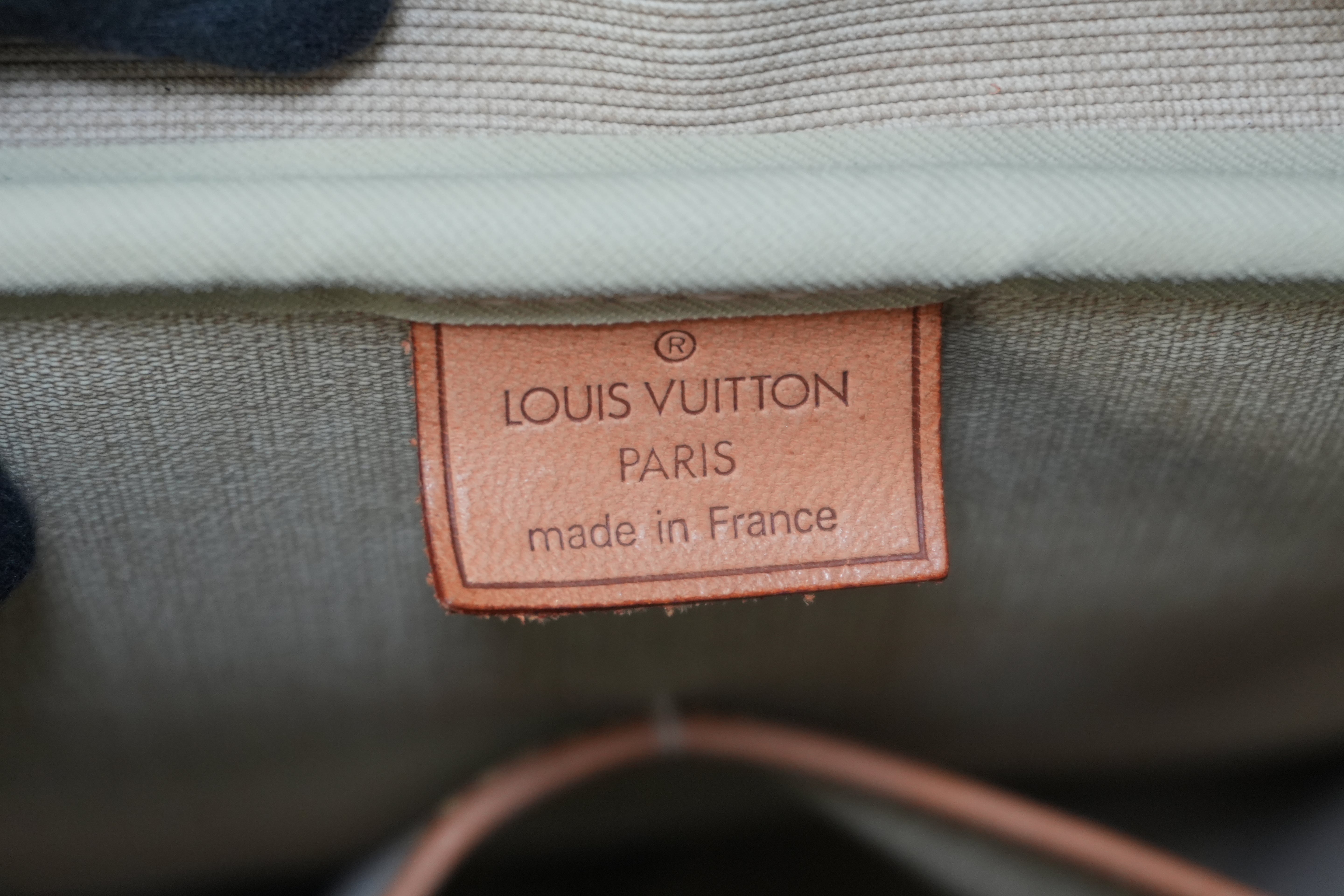 Pre-owned Louis Vuitton Monogram Deauville Handbag