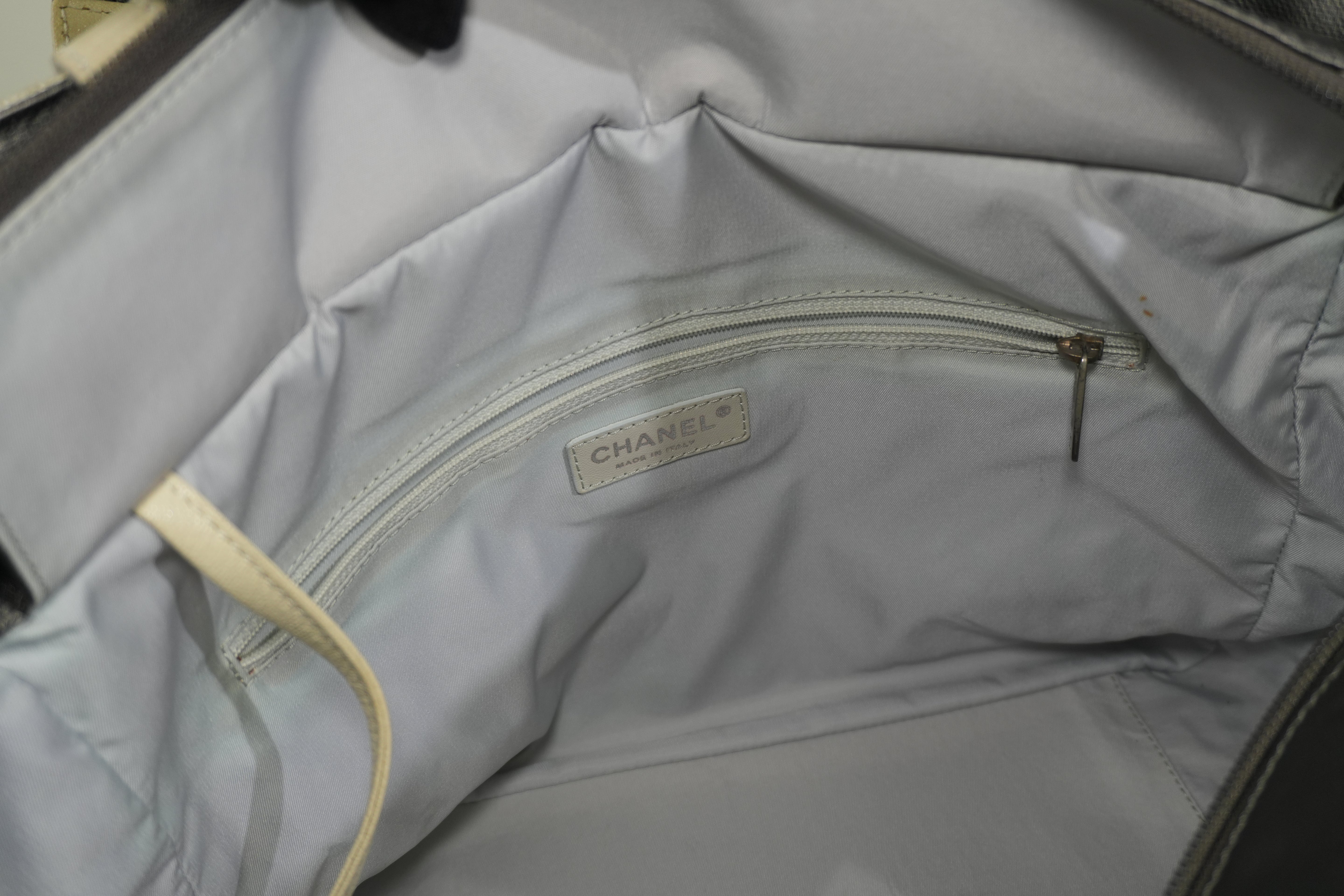 Pre-owned Chanel Paris Biarritz Tote Bag Silver