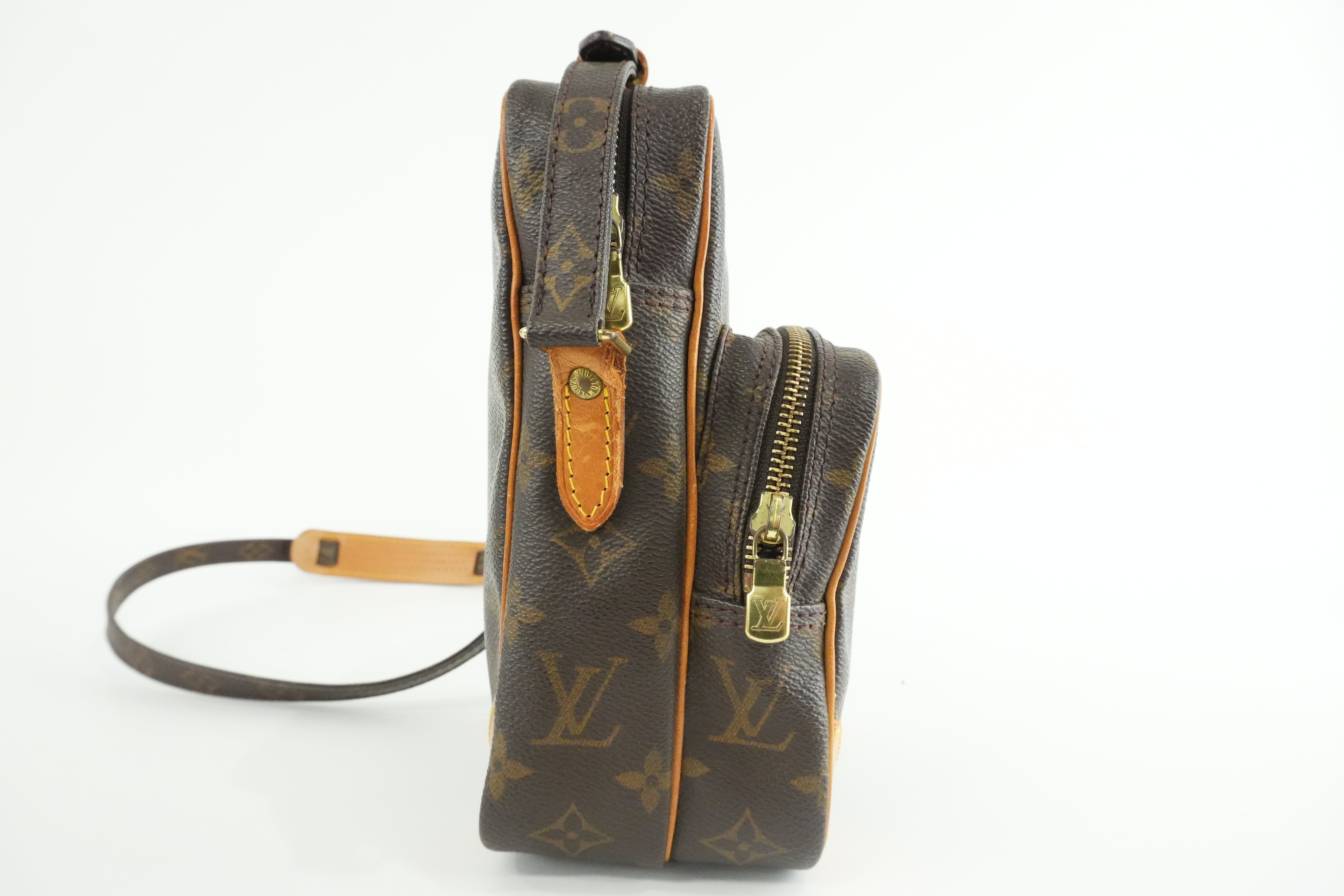 Louis Vuitton Monogram Amazone Crossbody Used