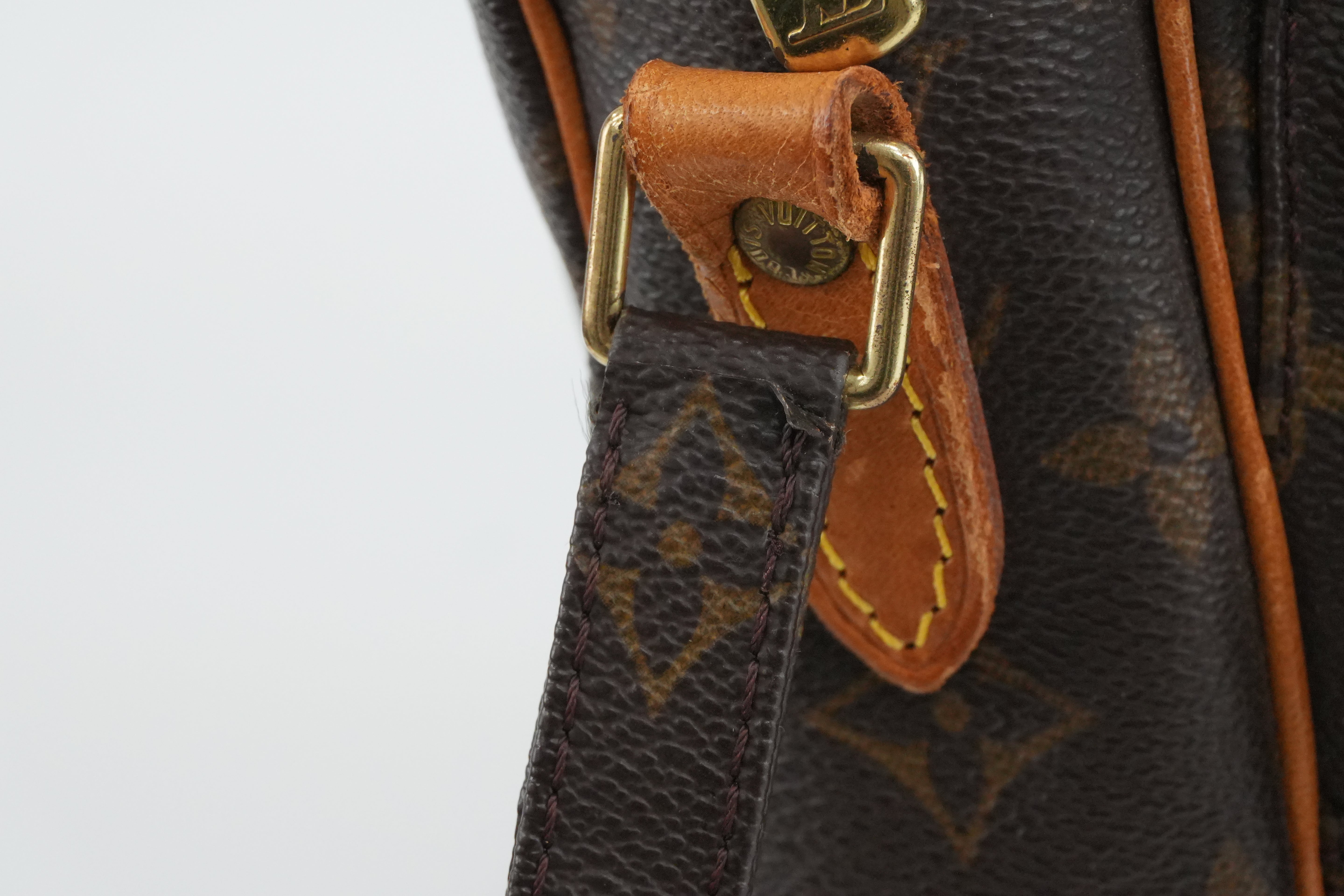 Louis Vuitton Monogram Amazone Crossbody Used