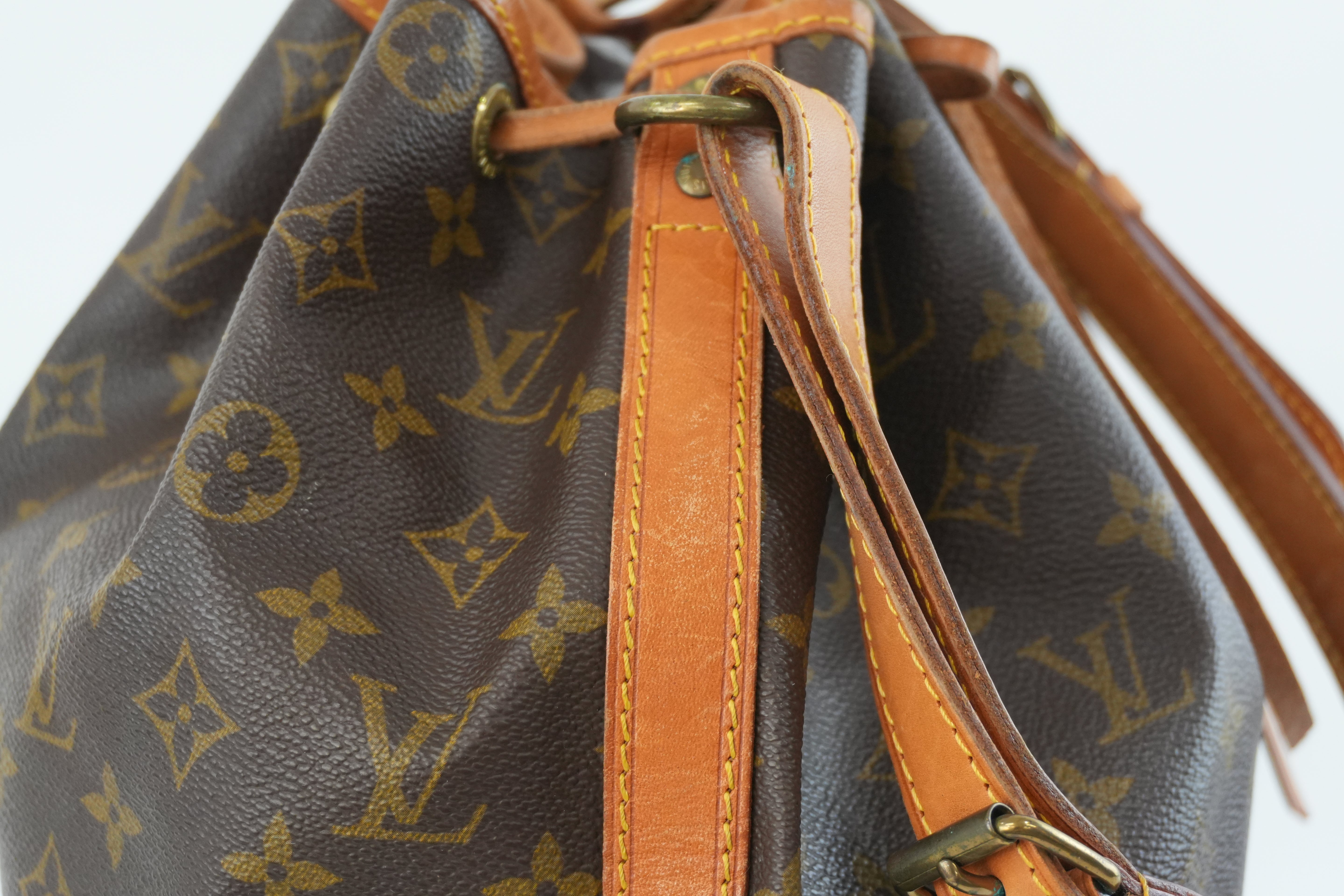 Pre-owned Louis Vuitton Monogram Noe Bucket Shoulder Bag