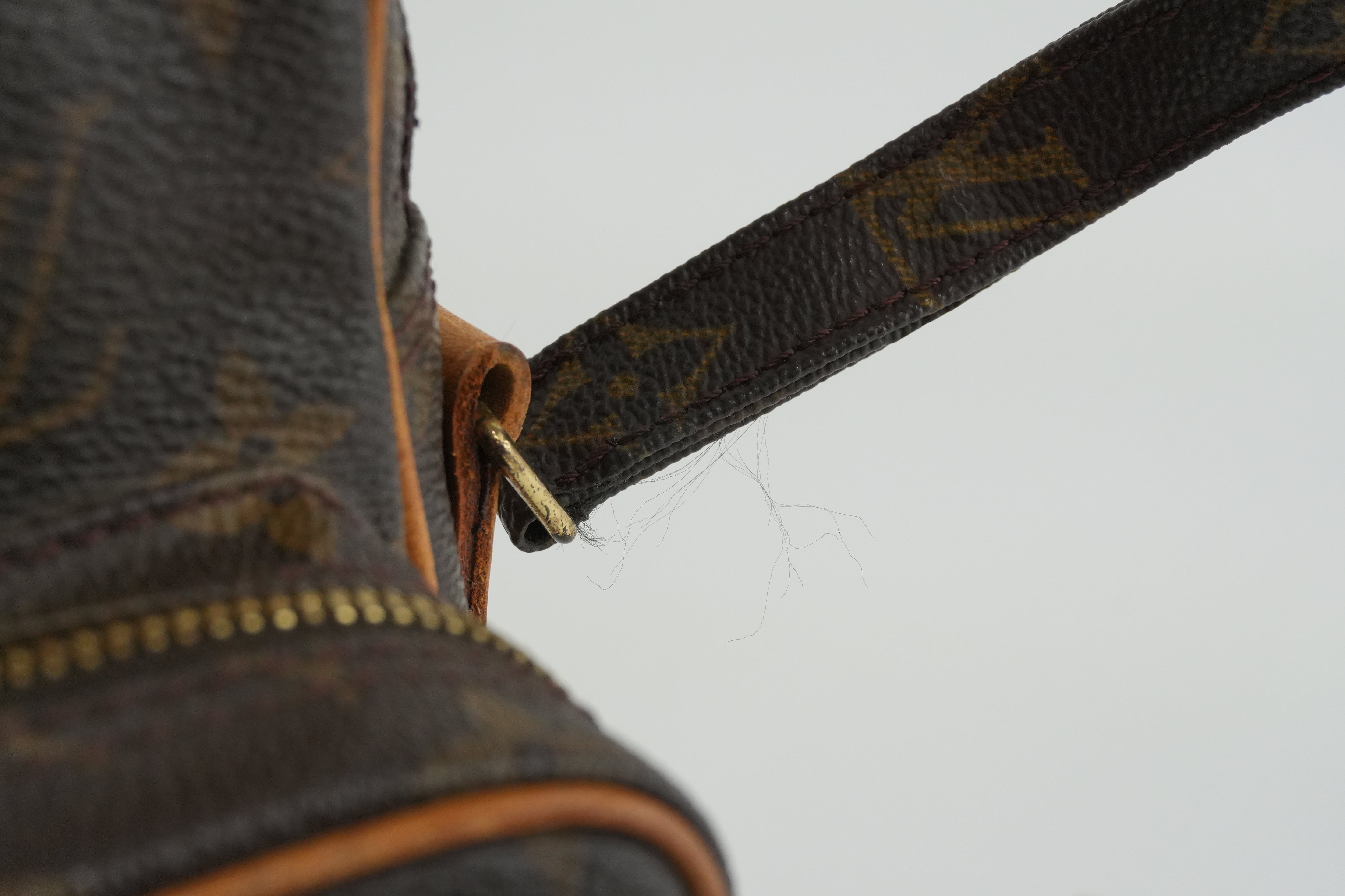 Louis Vuitton Monogram Amazone Crossbody Used