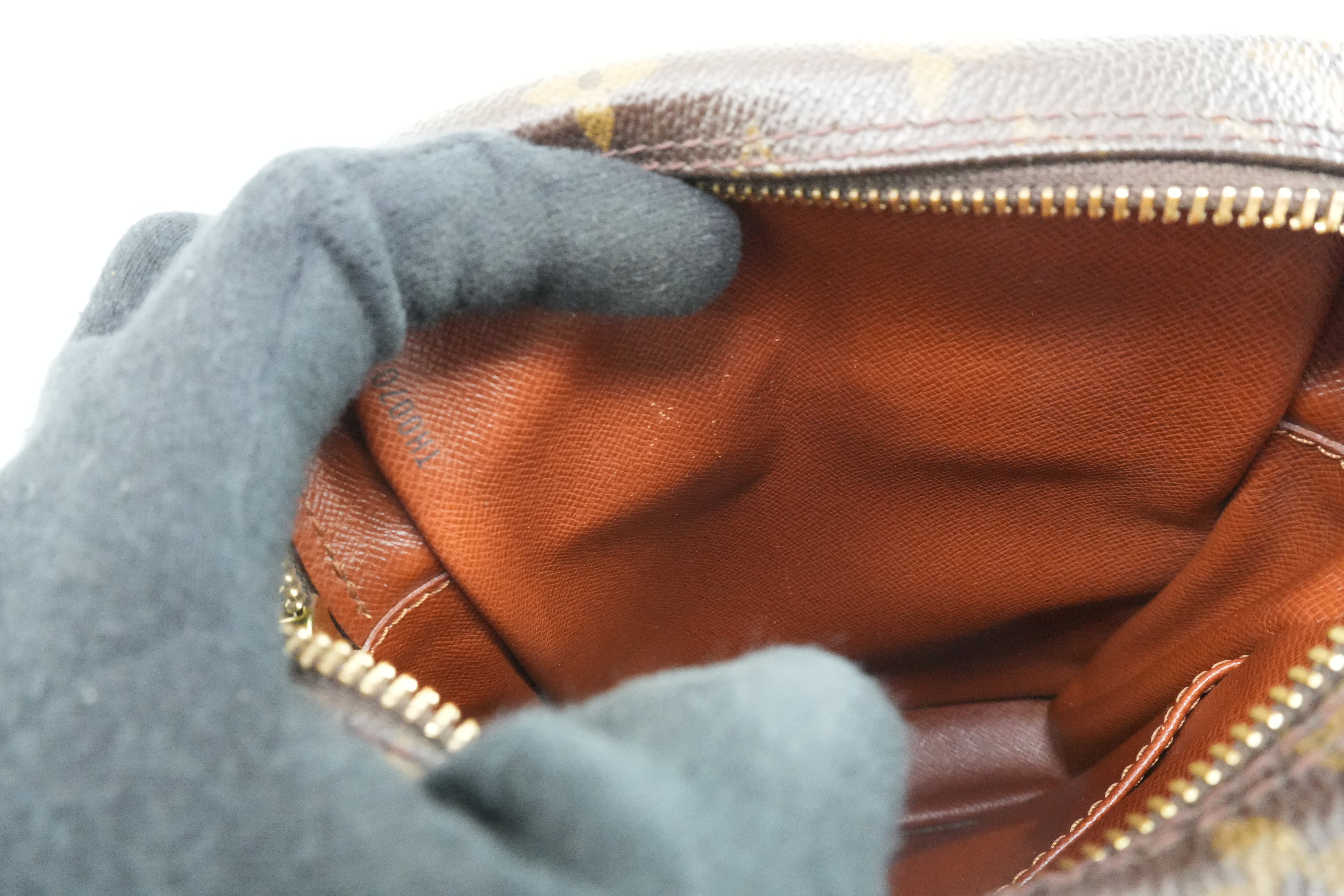 Louis Vuitton Monogram Amazone Crossbody Used