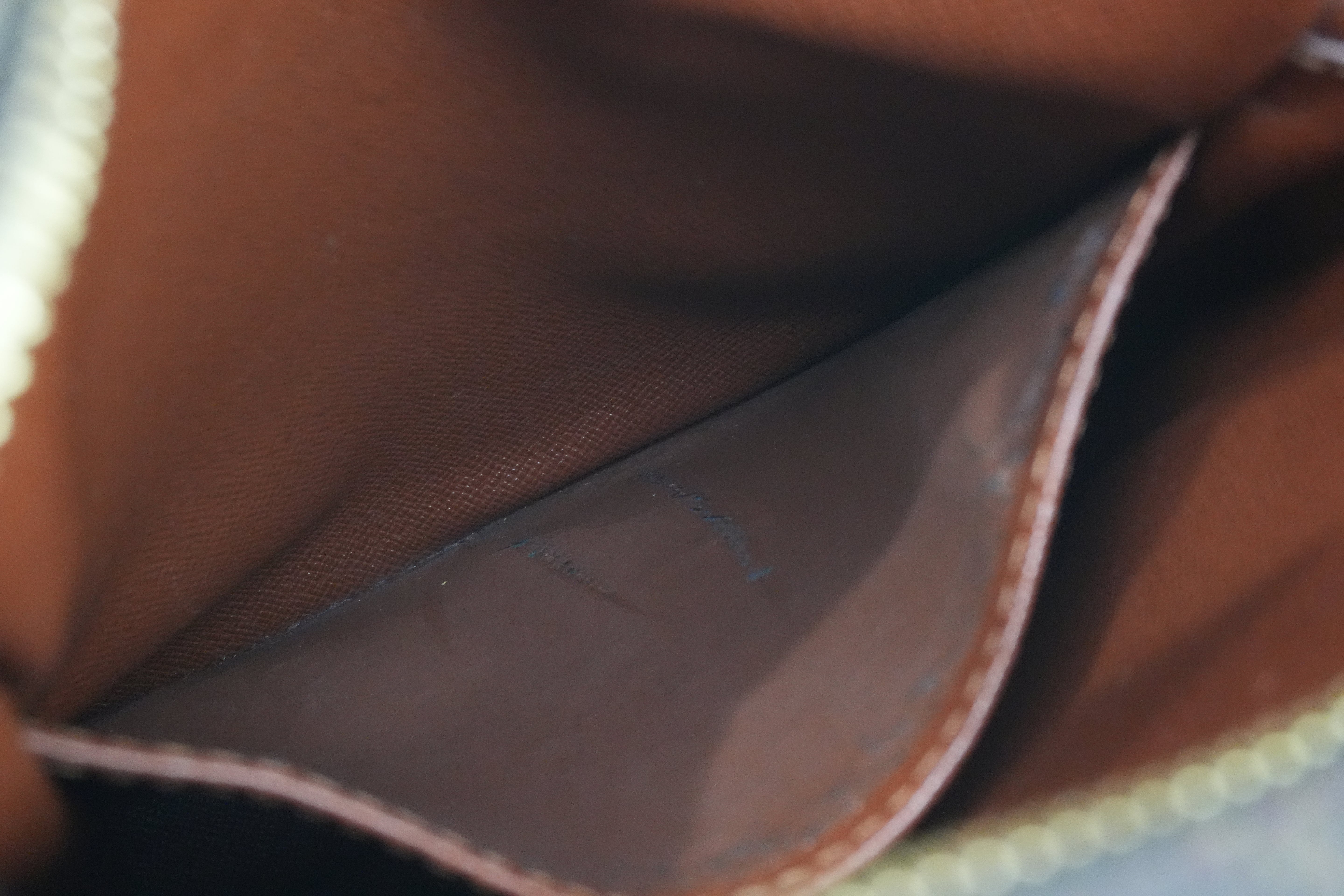 Louis Vuitton Monogram Amazone Crossbody Used