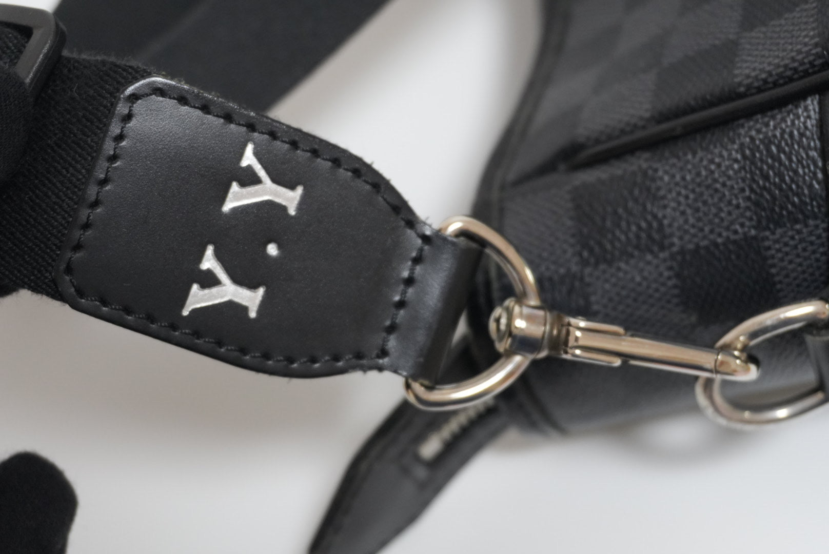 ルイヴィトン ダミエグラフィット タダオ 2ウェイトートバッグ 中古